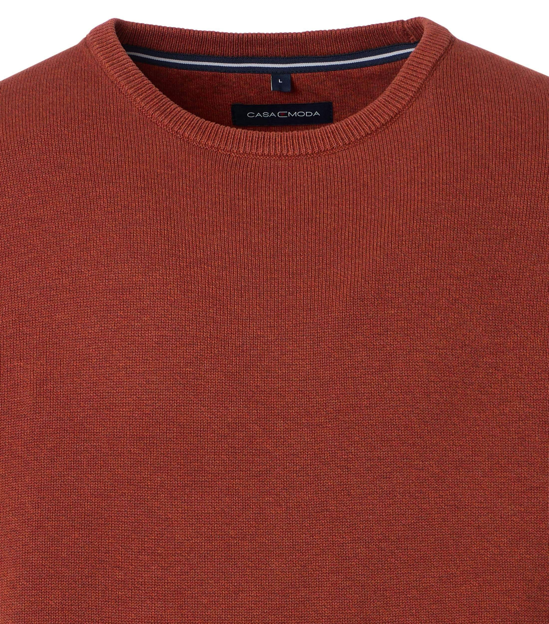 Ein Pullover im uni Muster in der Farbe Orange