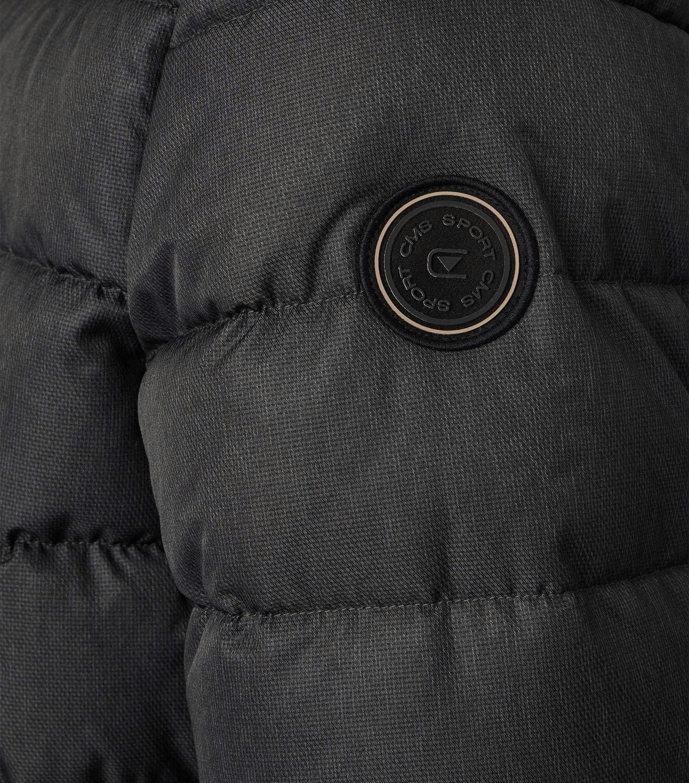 Eine Jacke im uni Muster in der Farbe Dunkelgrau