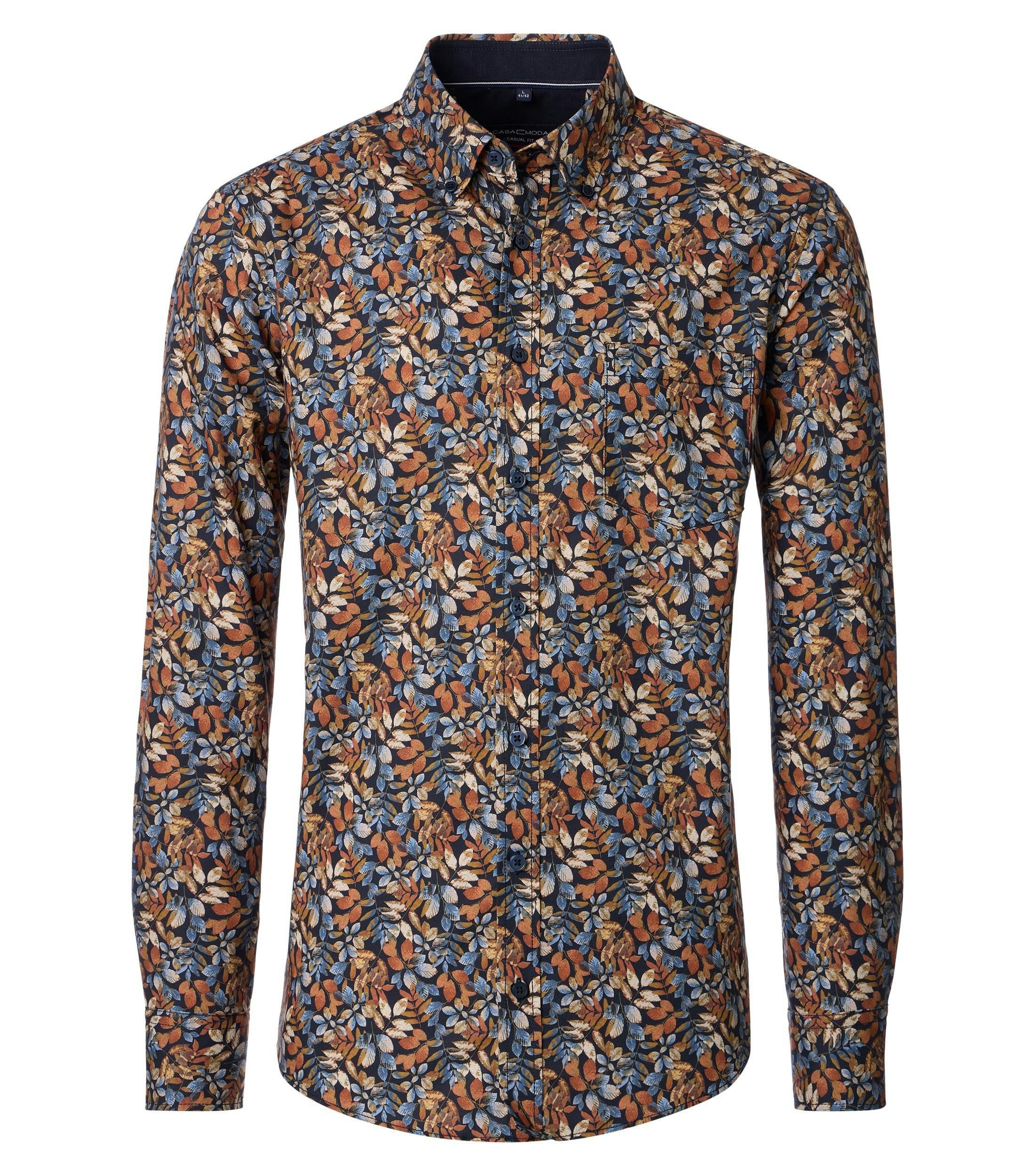 Ein Freizeithemd im Print Muster in der Farbe Orange