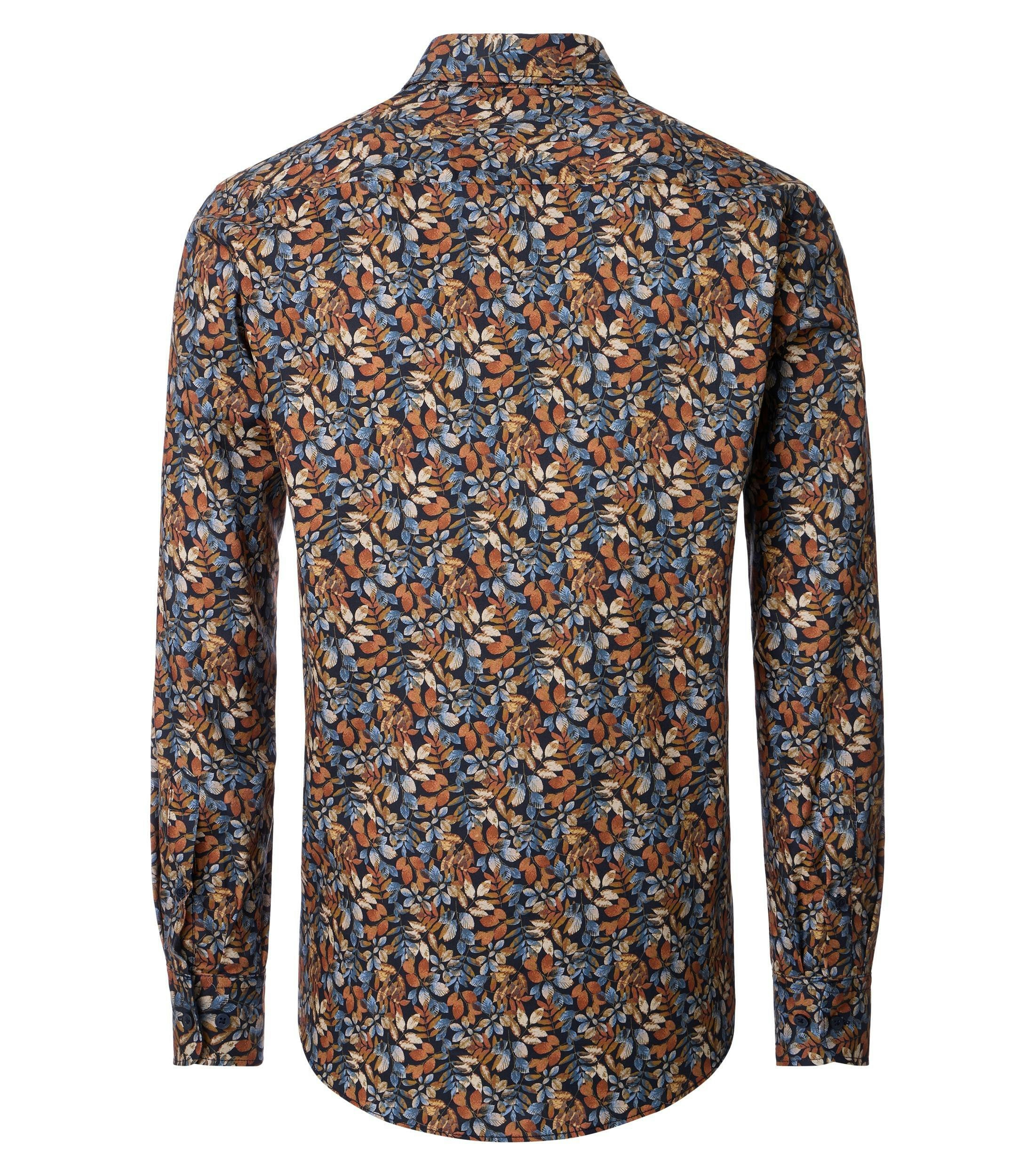 Ein Freizeithemd im Print Muster in der Farbe Orange