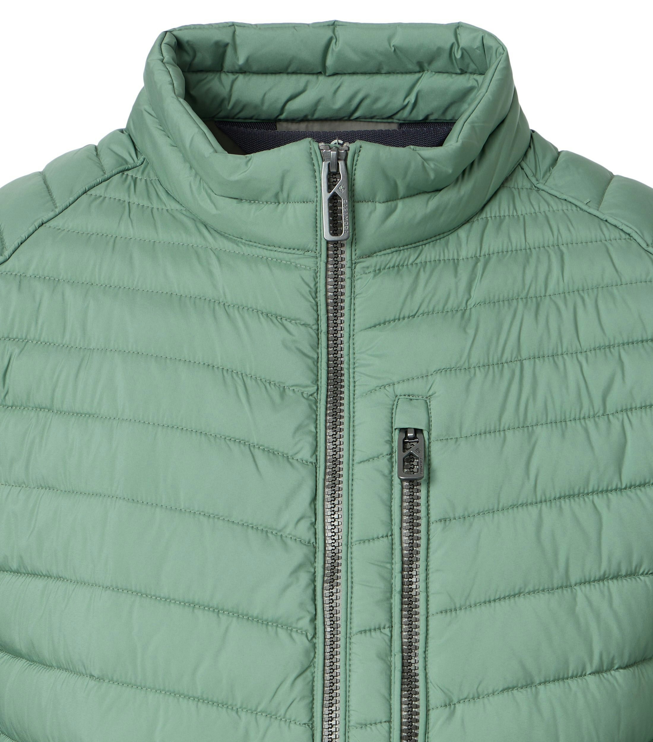 Eine Jacke im uni Muster in der Farbe Hellgrün