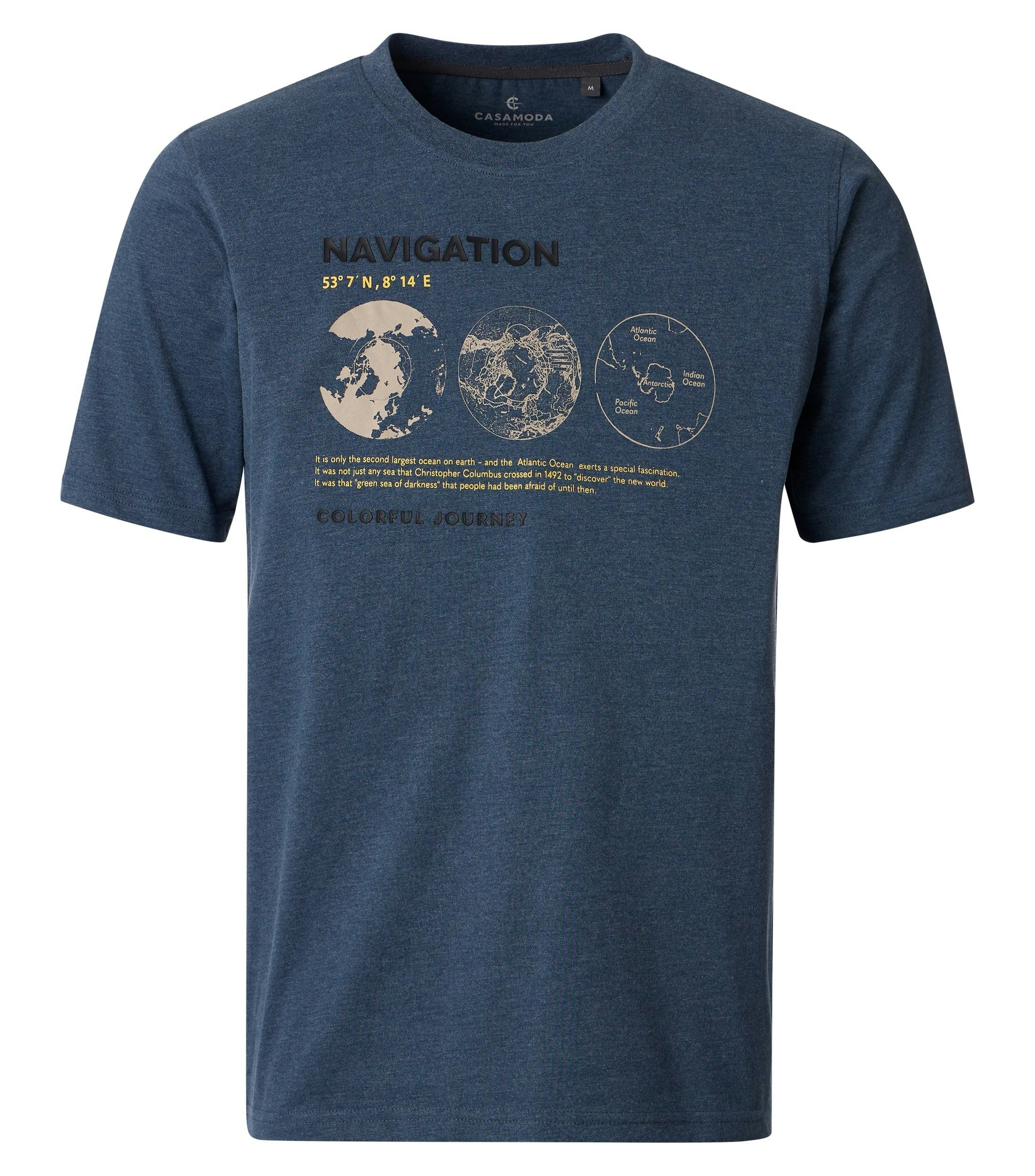 Ein T-Shirt im uni Muster in der Farbe Blau