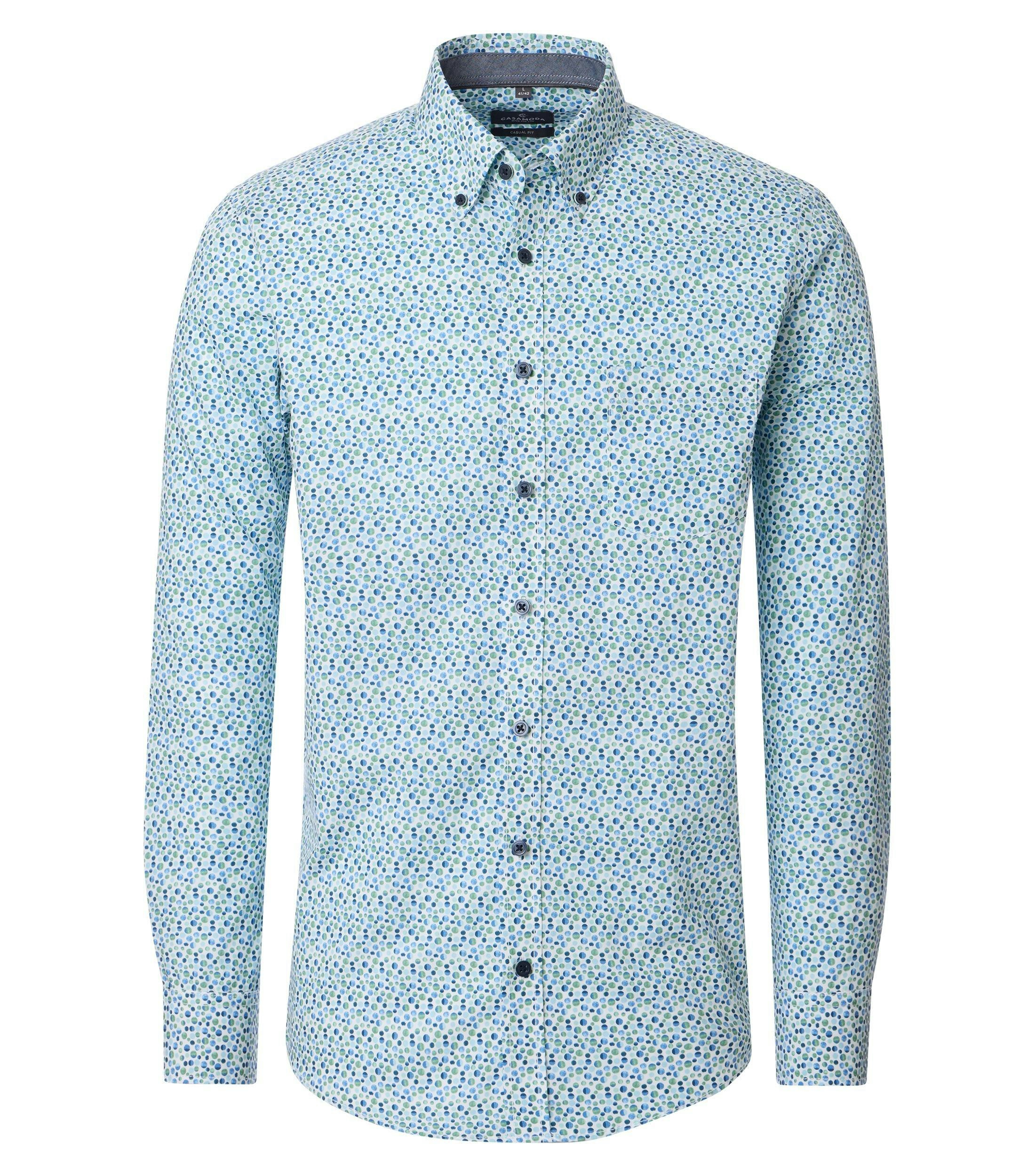 Ein Freizeithemd im Print Muster in der Farbe Grün