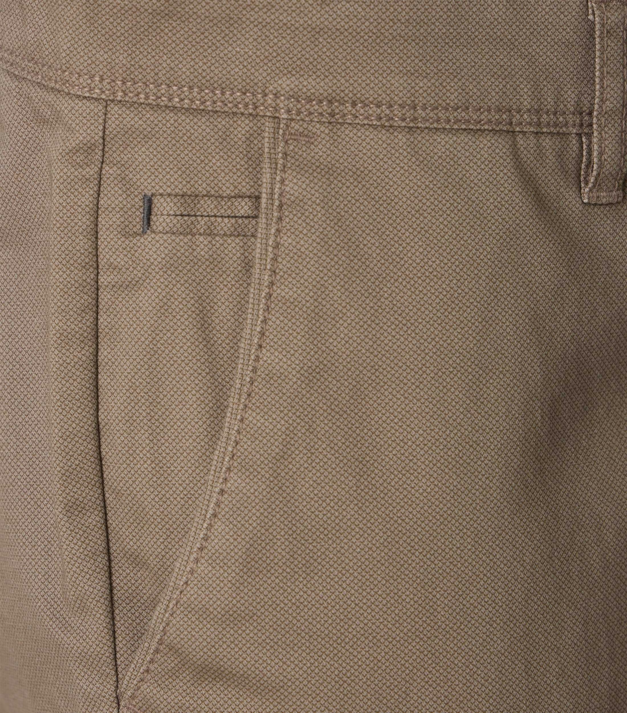 Chino im unifarbenen Design in der Farbe Hellbraun