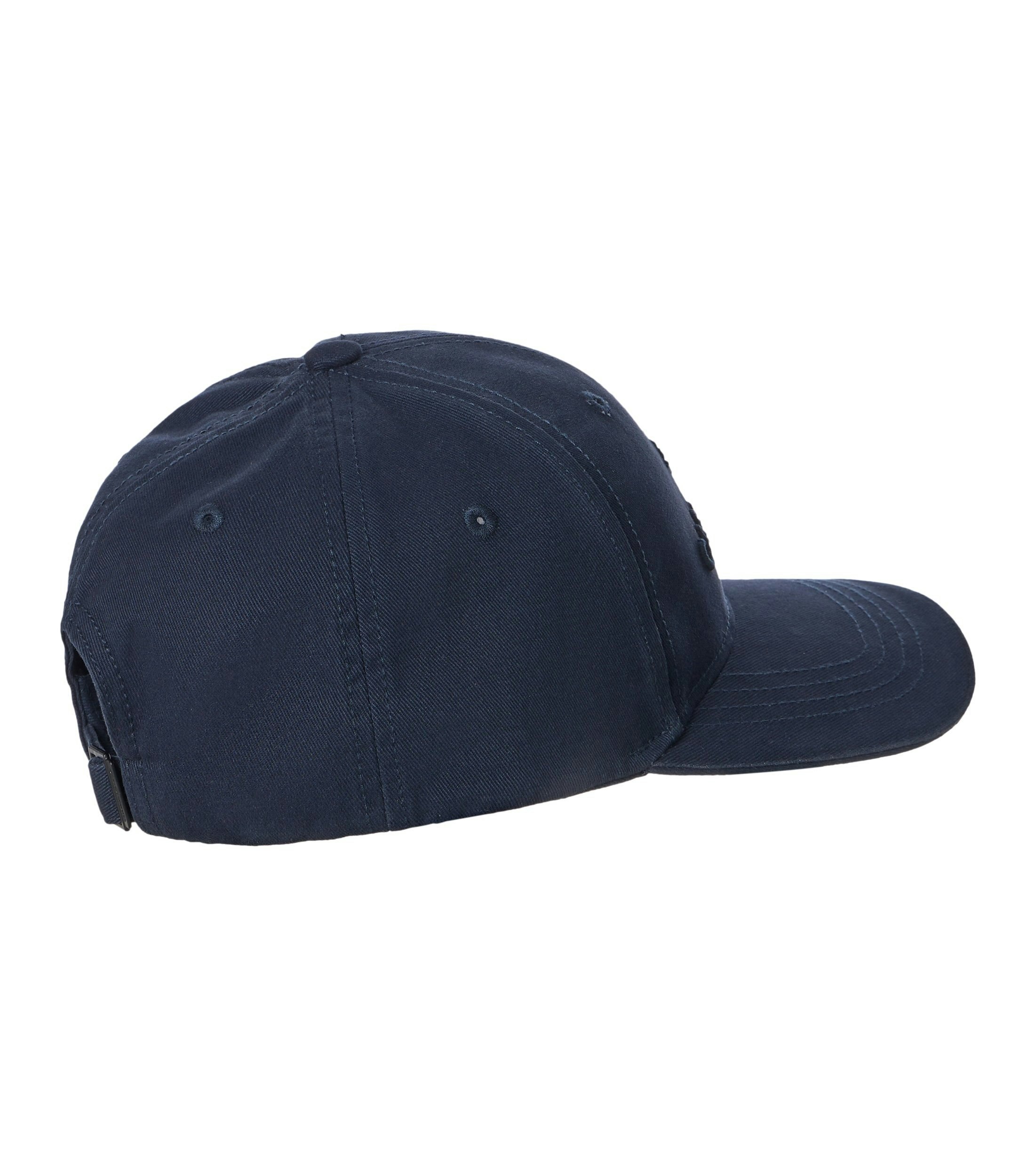 Eine Cap im uni Muster in der Farbe Dunkelblau