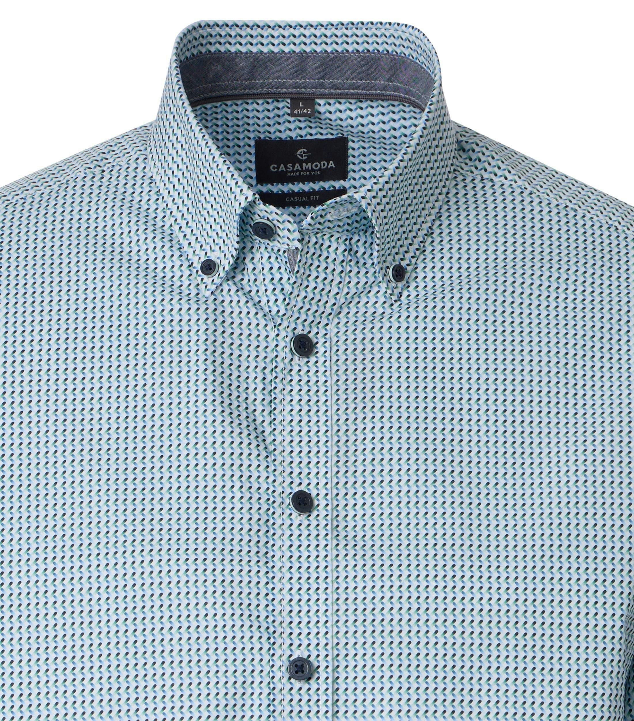 Ein Freizeithemd im Print Muster in der Farbe Blau