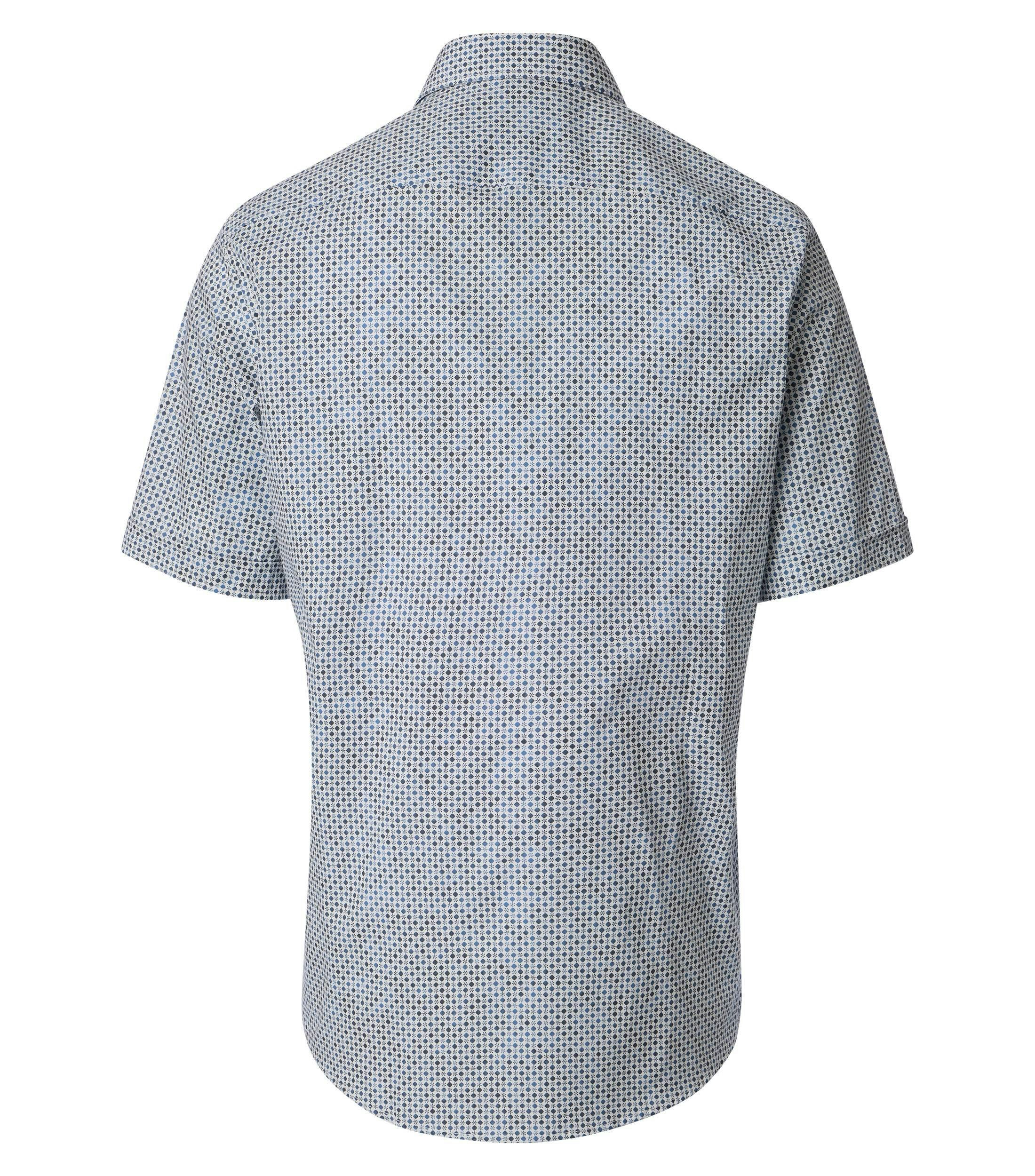 Ein Freizeithemd im Print Muster in der Farbe Blau