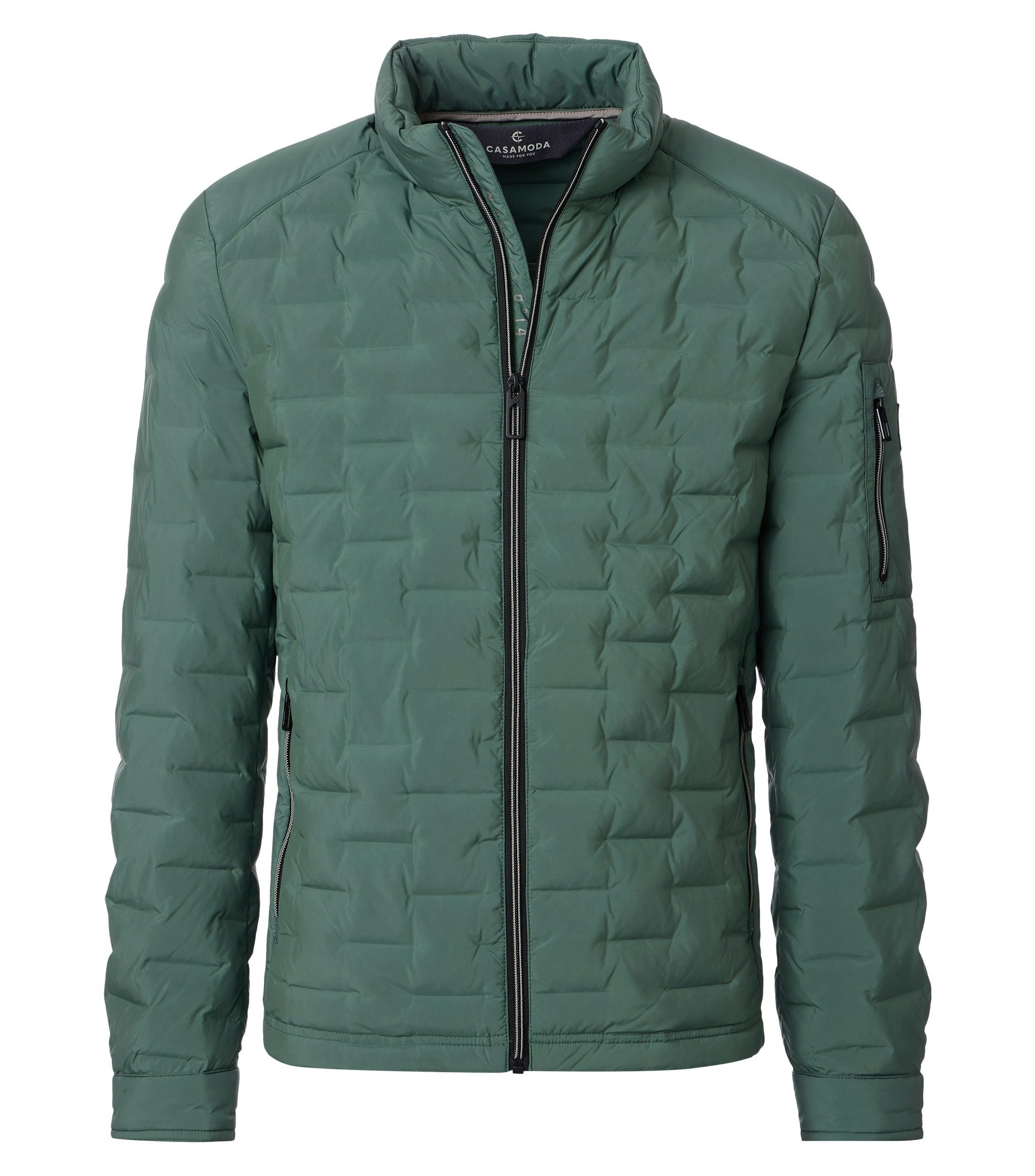 Eine Jacke im uni Muster in der Farbe Grün