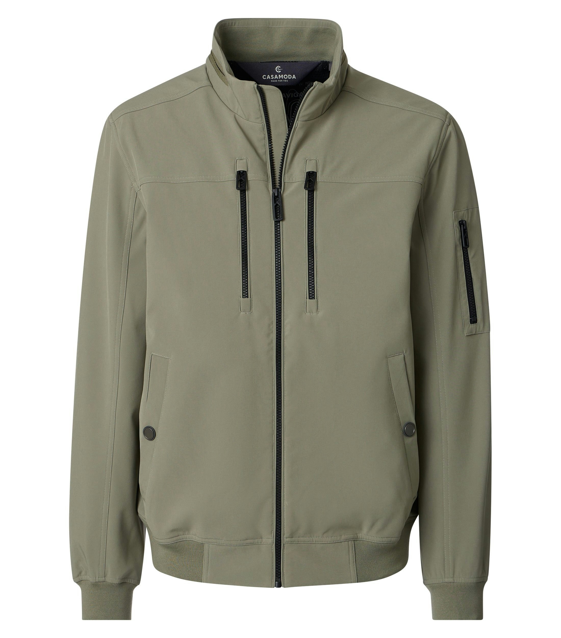 Eine Jacke im uni Muster in der Farbe Grün