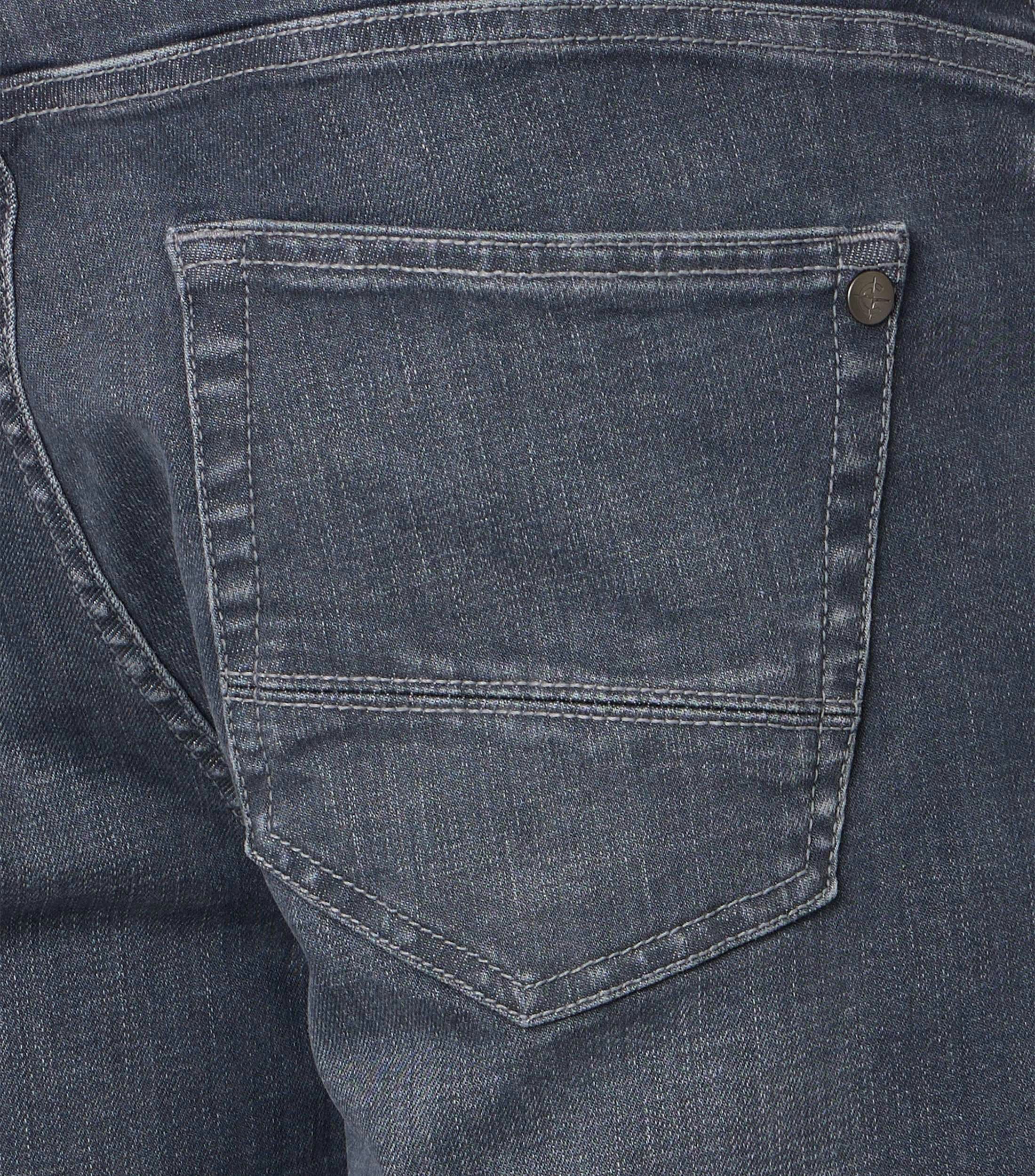 Eine Jeans im uni Muster in der Farbe Grau