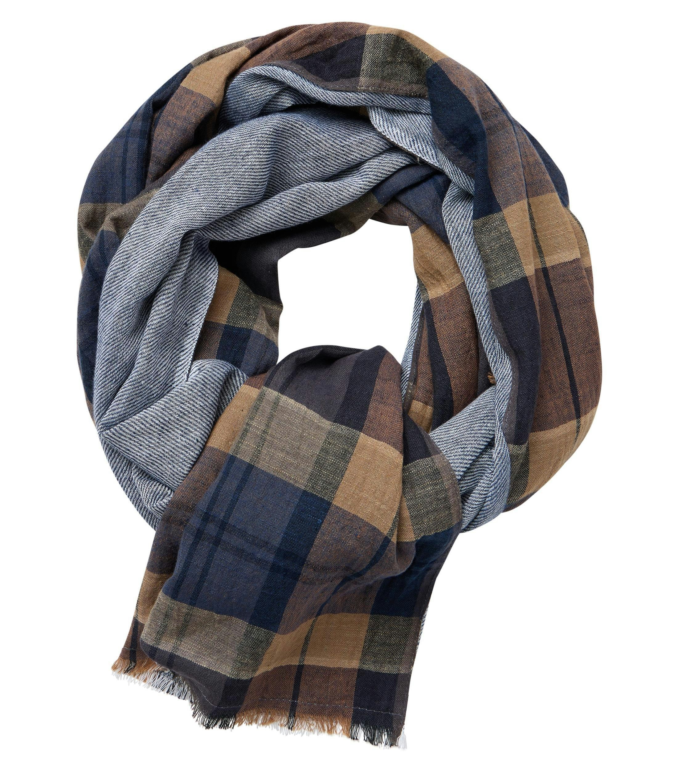 Eine Cap im uni Muster in der Farbe Braun