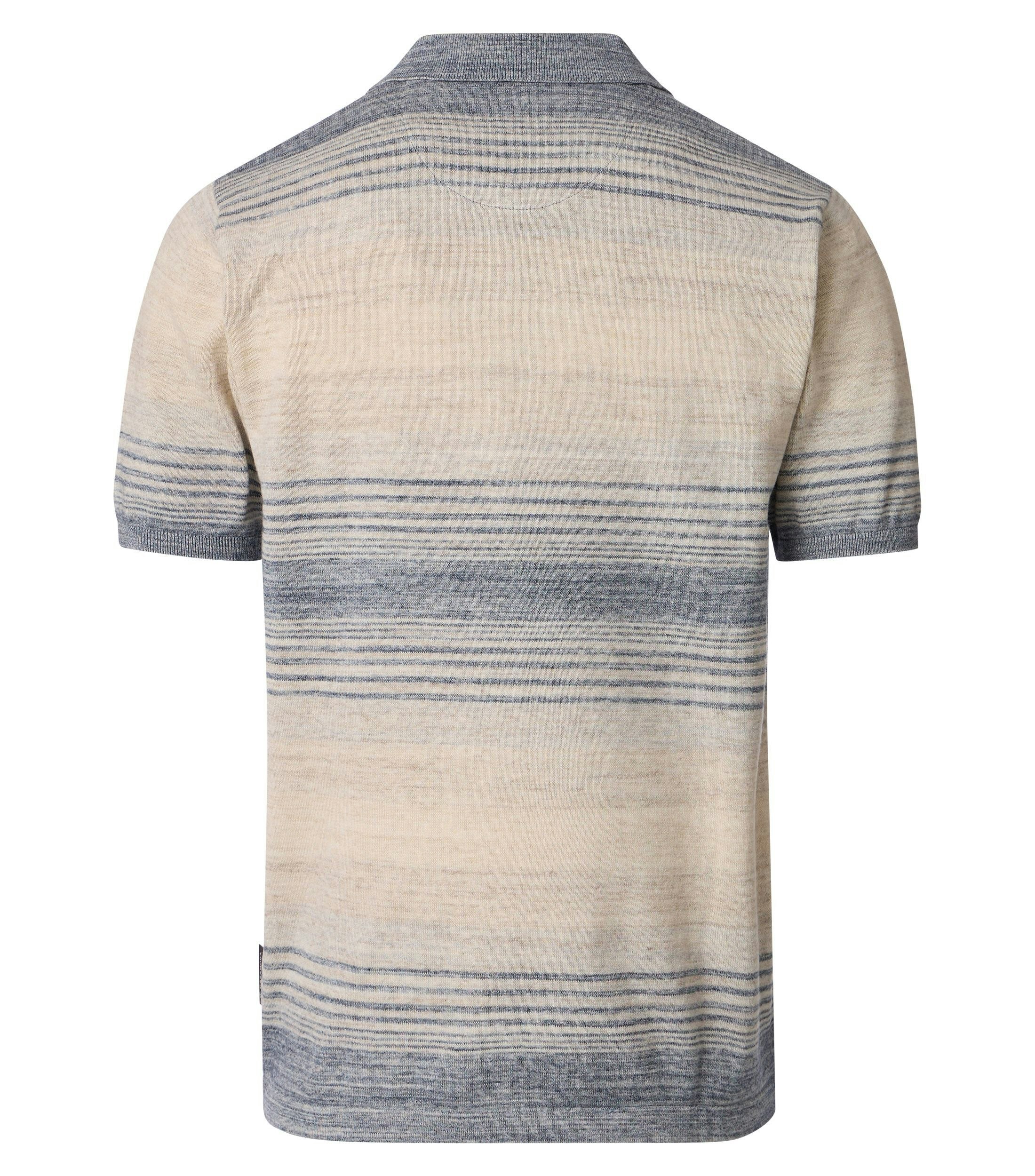 Ein Polo-Shirt im gestreift Muster in der Farbe Beige