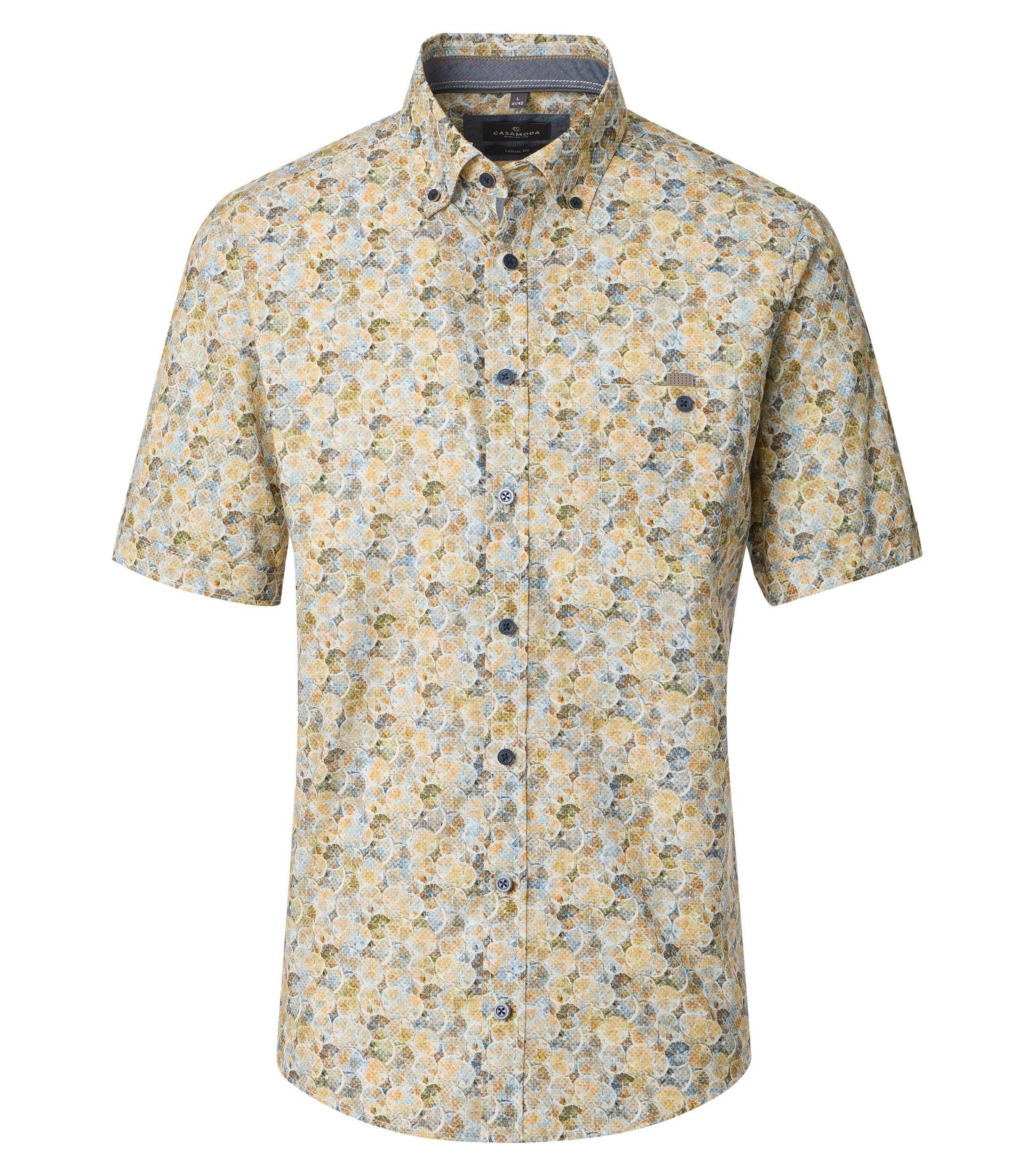 Ein Freizeithemd im Print Muster in der Farbe Gelb