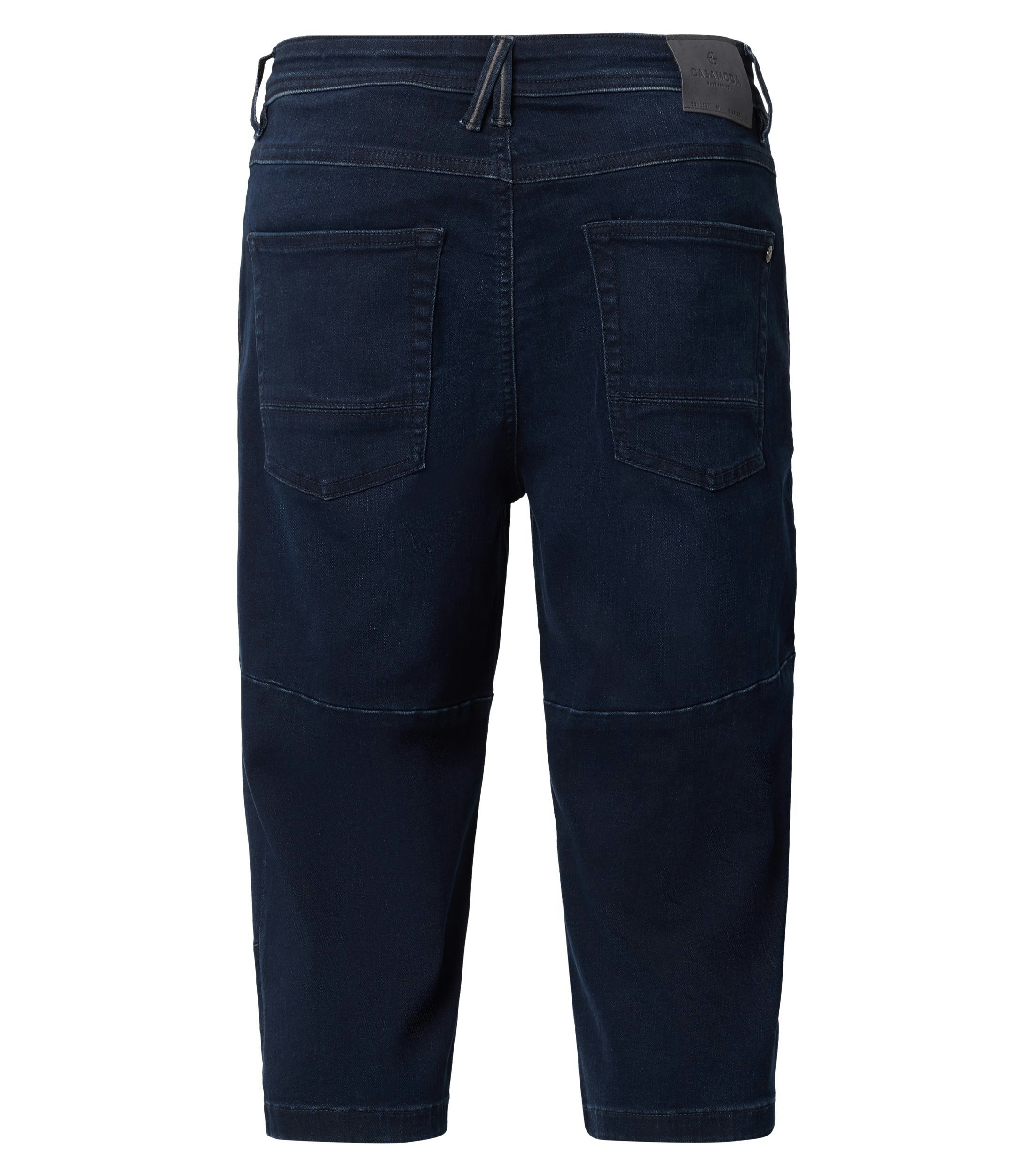 Eine Shorts im uni Muster in der Farbe Dunkelblau