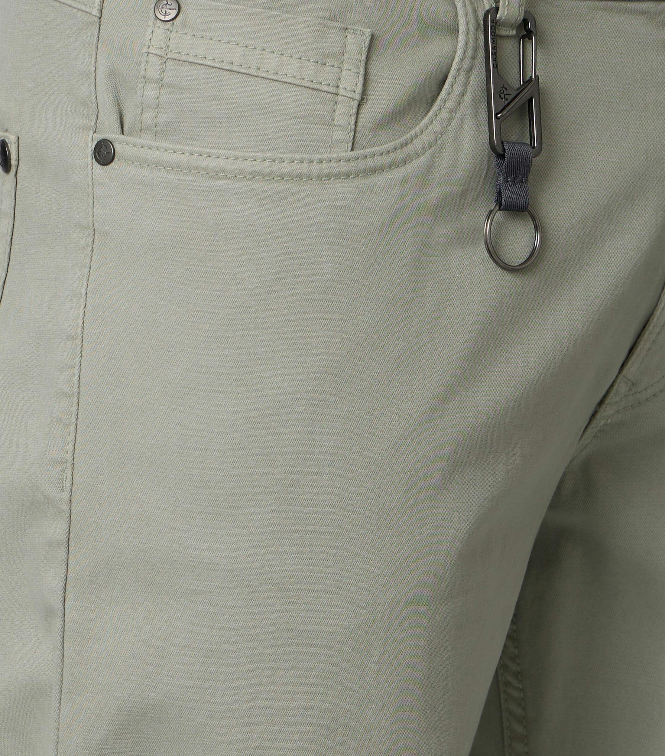 Chino im unifarbenen Design in der Farbe Hellgrün