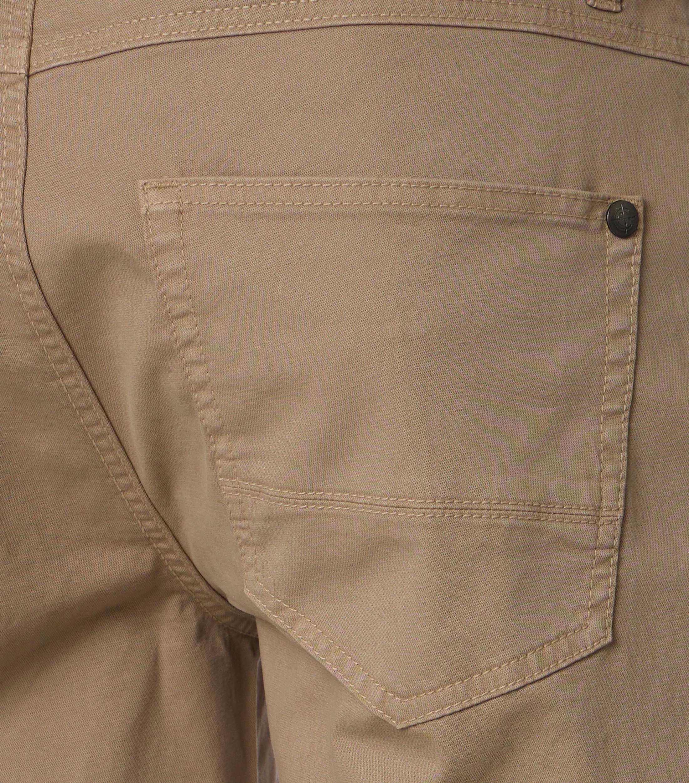 Chino im unifarbenen Design in der Farbe Beige
