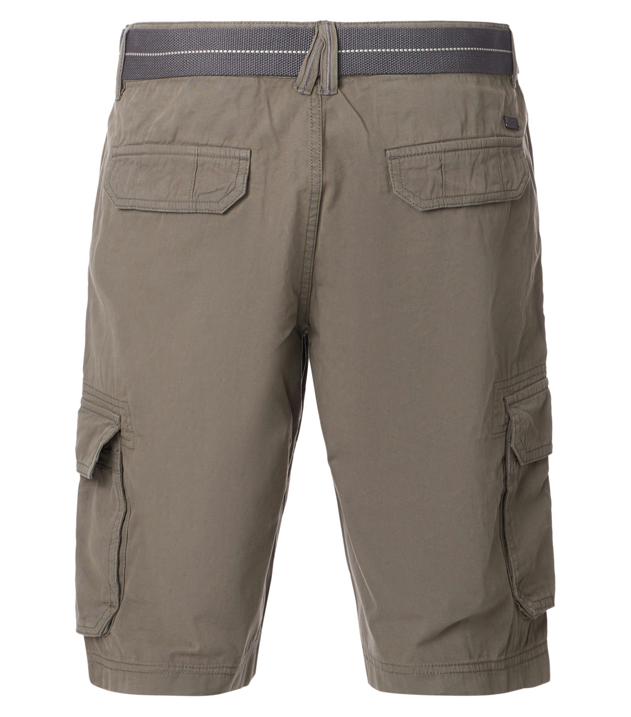 Eine Shorts im uni Muster in der Farbe Braun