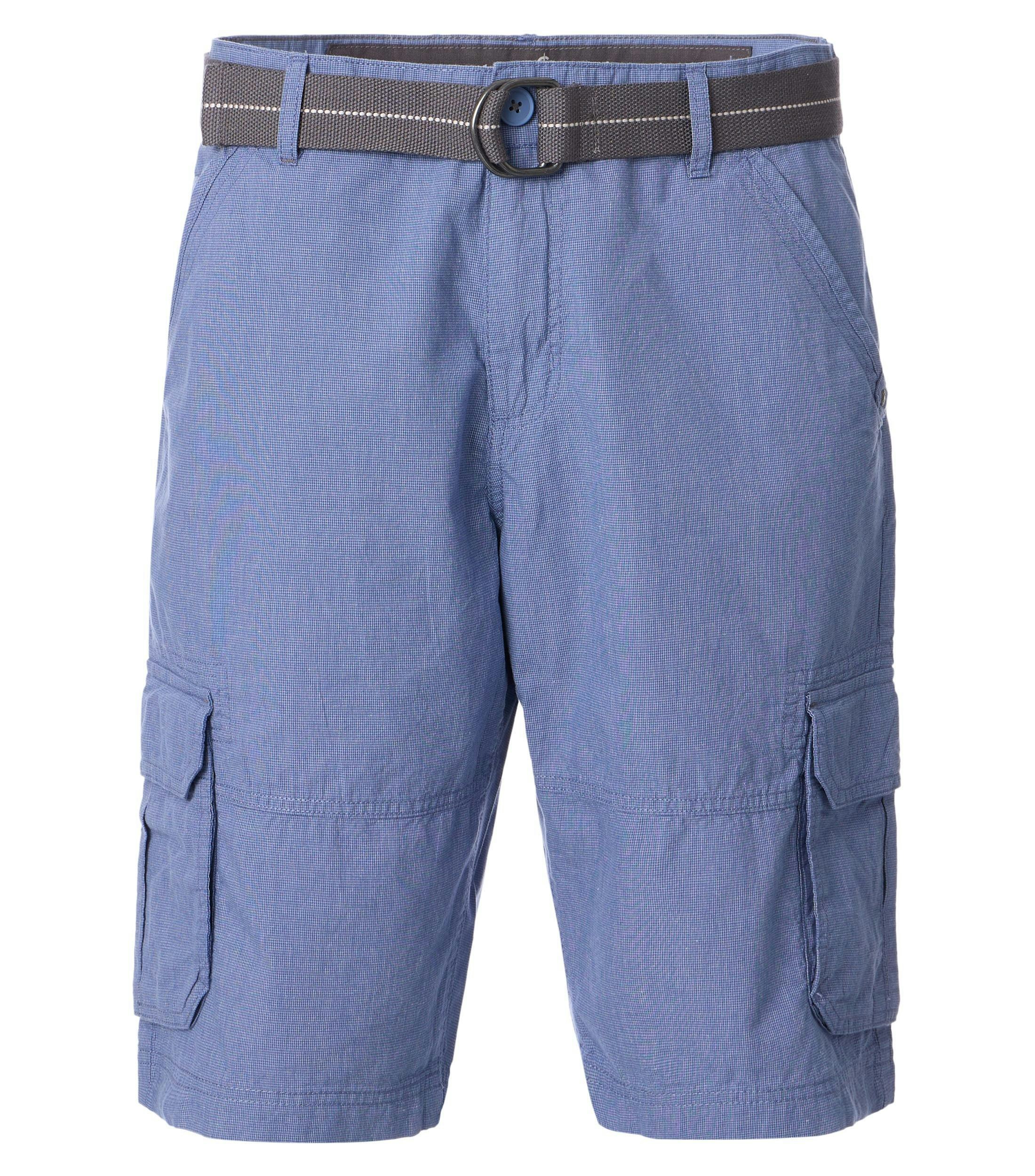 Eine Shorts im uni Muster in der Farbe Blau