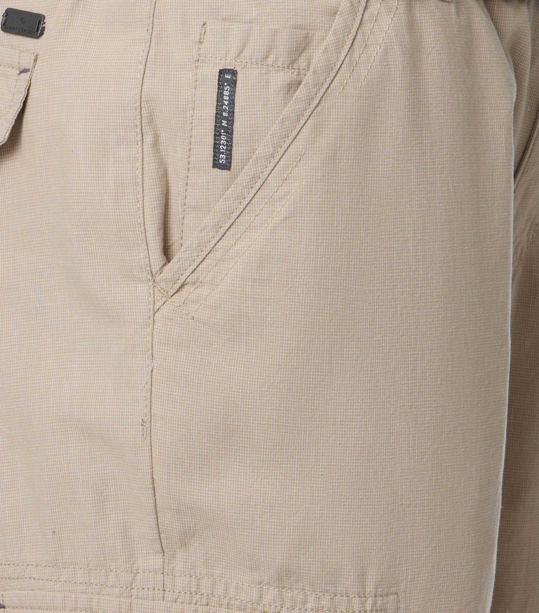 Shorts im unifarbenen Design in der Farbe Beige