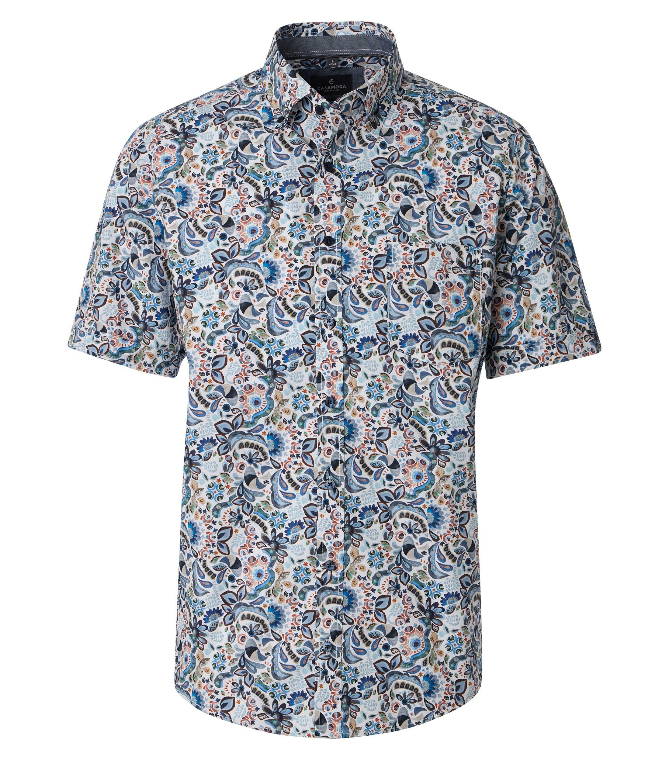 Ein Freizeithemd im Print Muster in der Farbe Blau