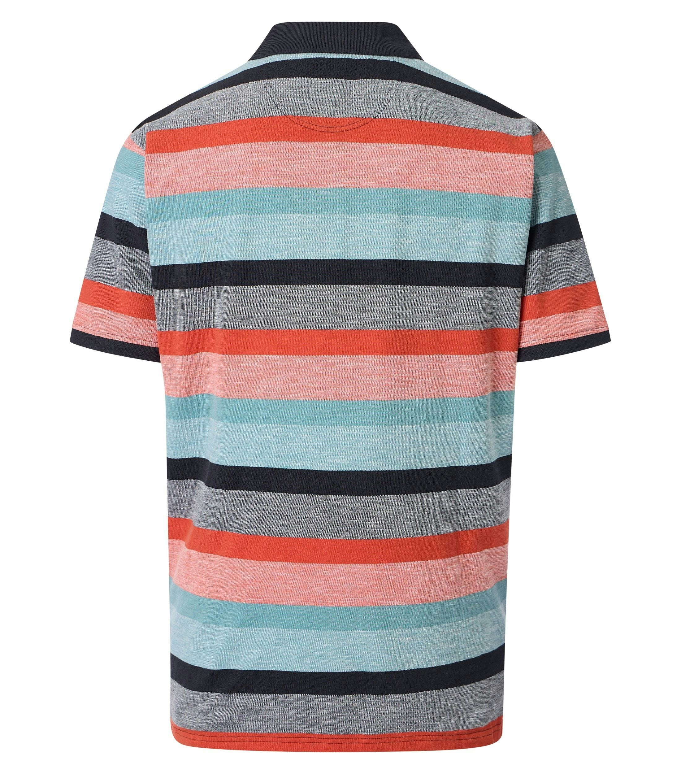 Ein Polo-Shirt im gestreift Muster in der Farbe Rot