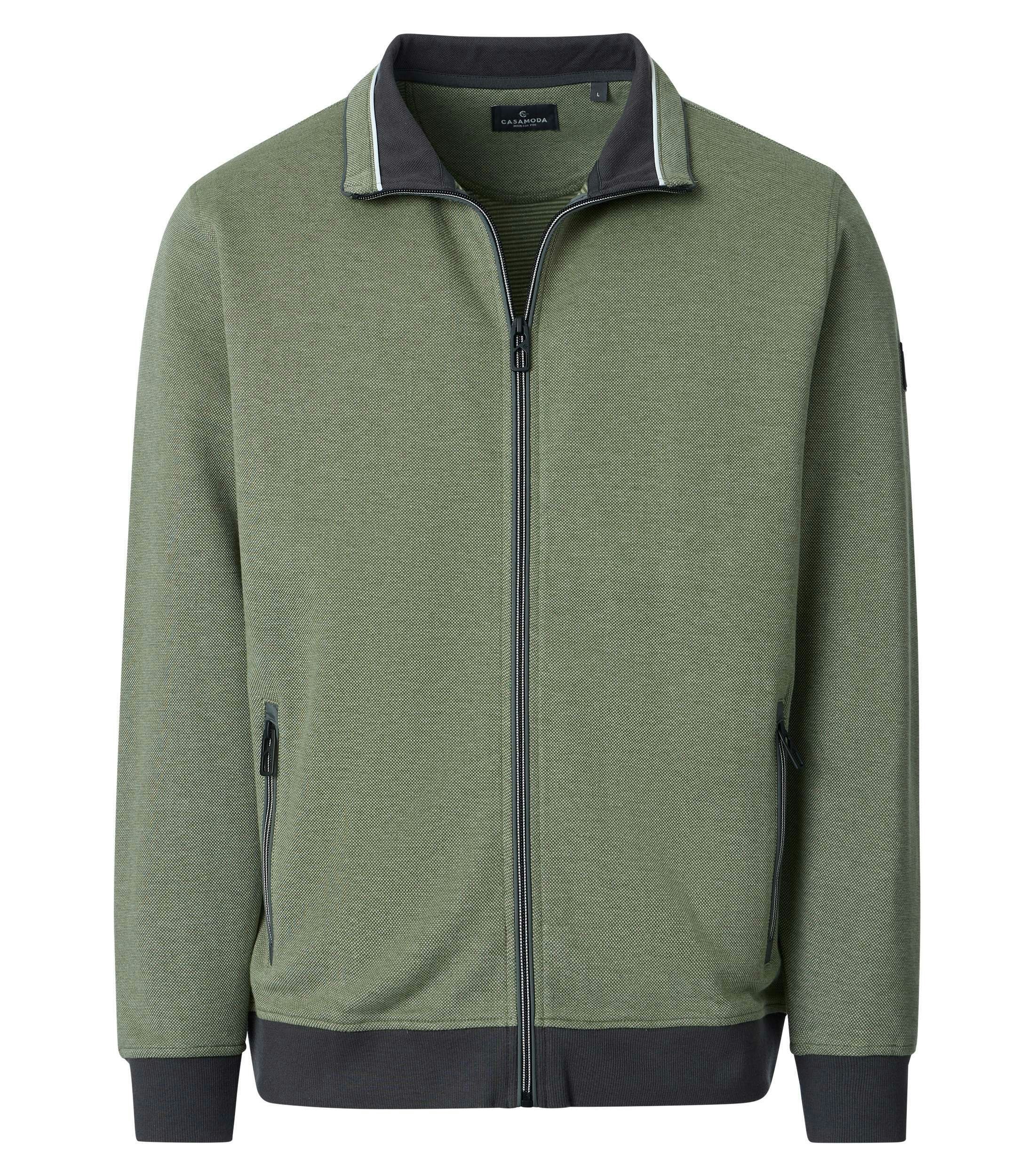 Eine Sweatjacke im uni Muster in der Farbe Grün