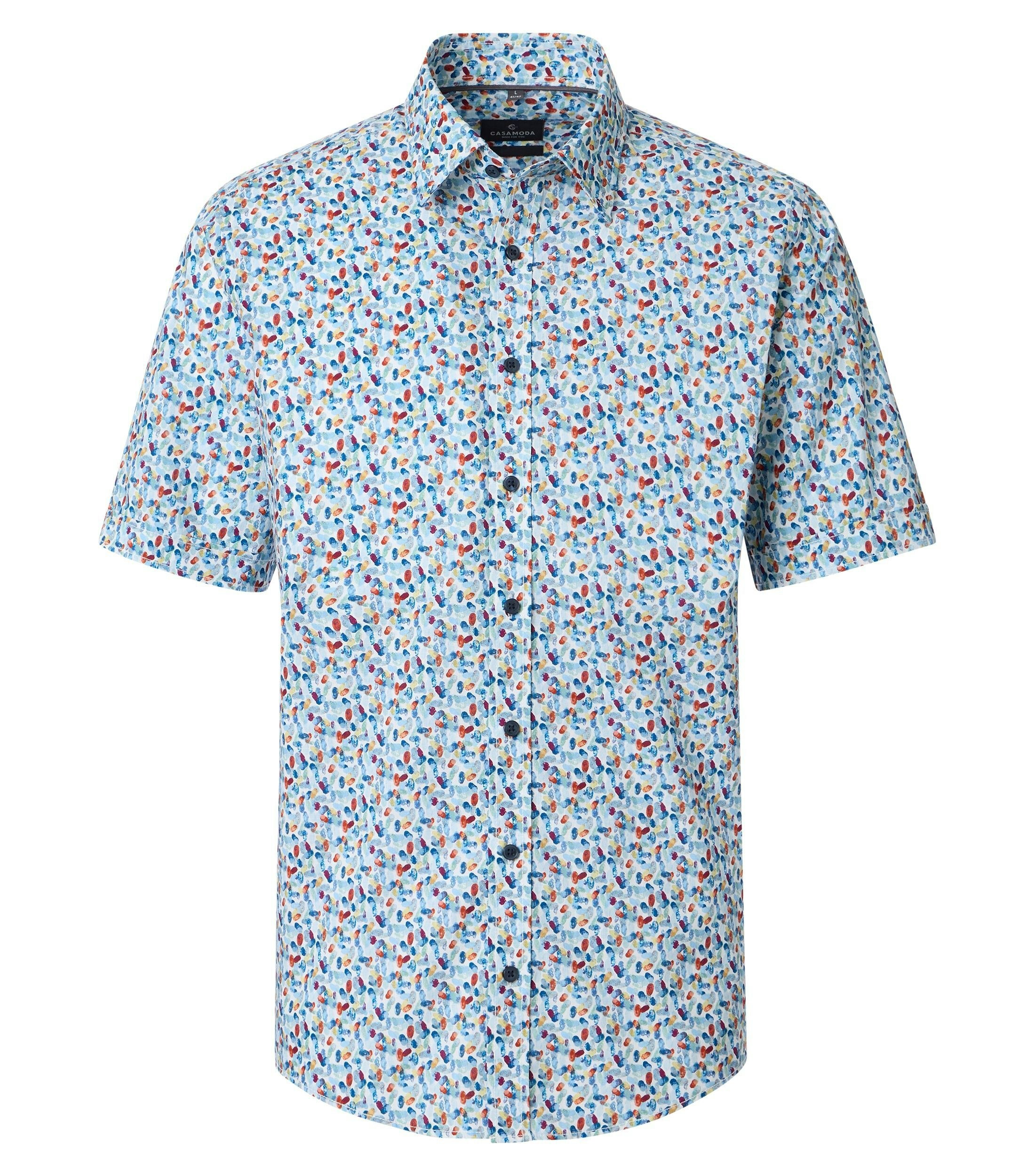 Ein Freizeithemd im Print Muster in der Farbe Blau