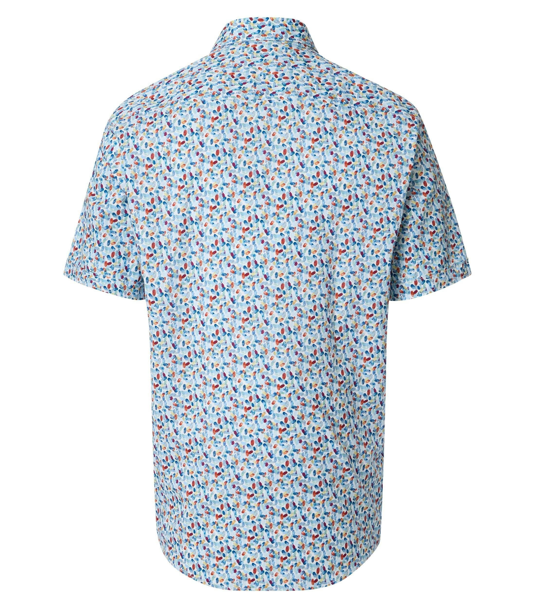 Ein Freizeithemd im Print Muster in der Farbe Blau
