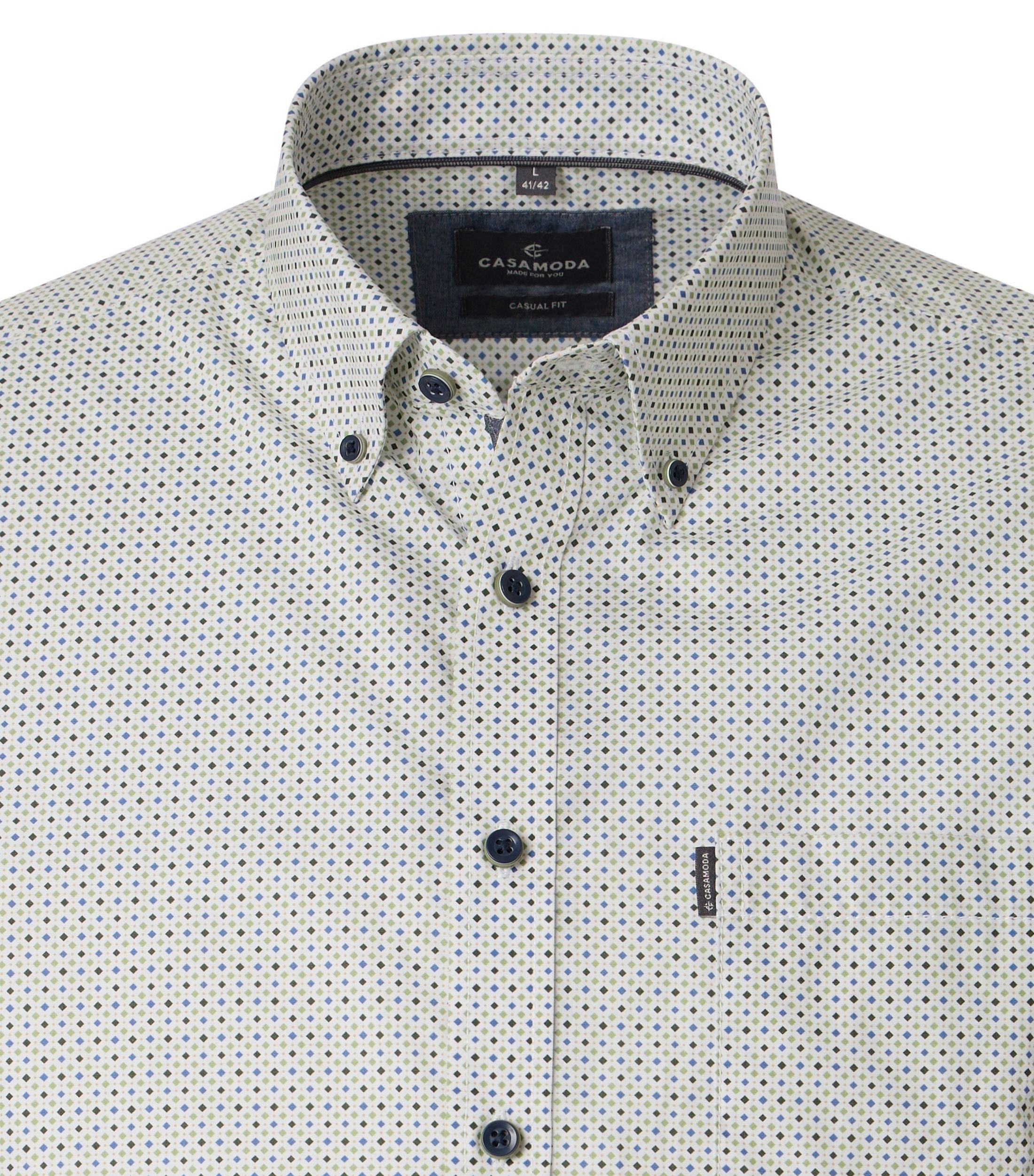 Ein Freizeithemd im Print Muster in der Farbe Grün