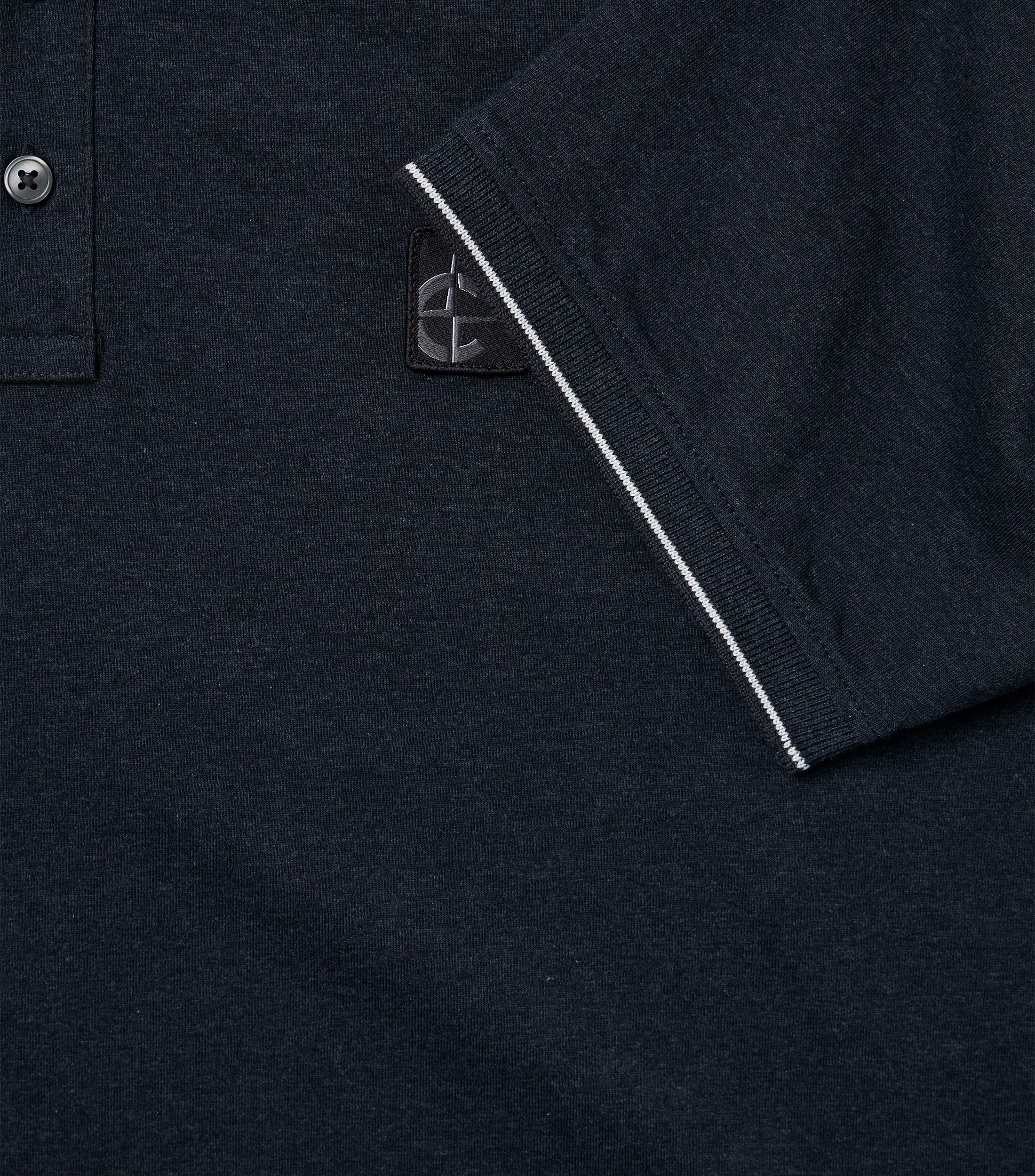 Polo-Shirt im unifarbenen Design in der Farbe Dunkelblau