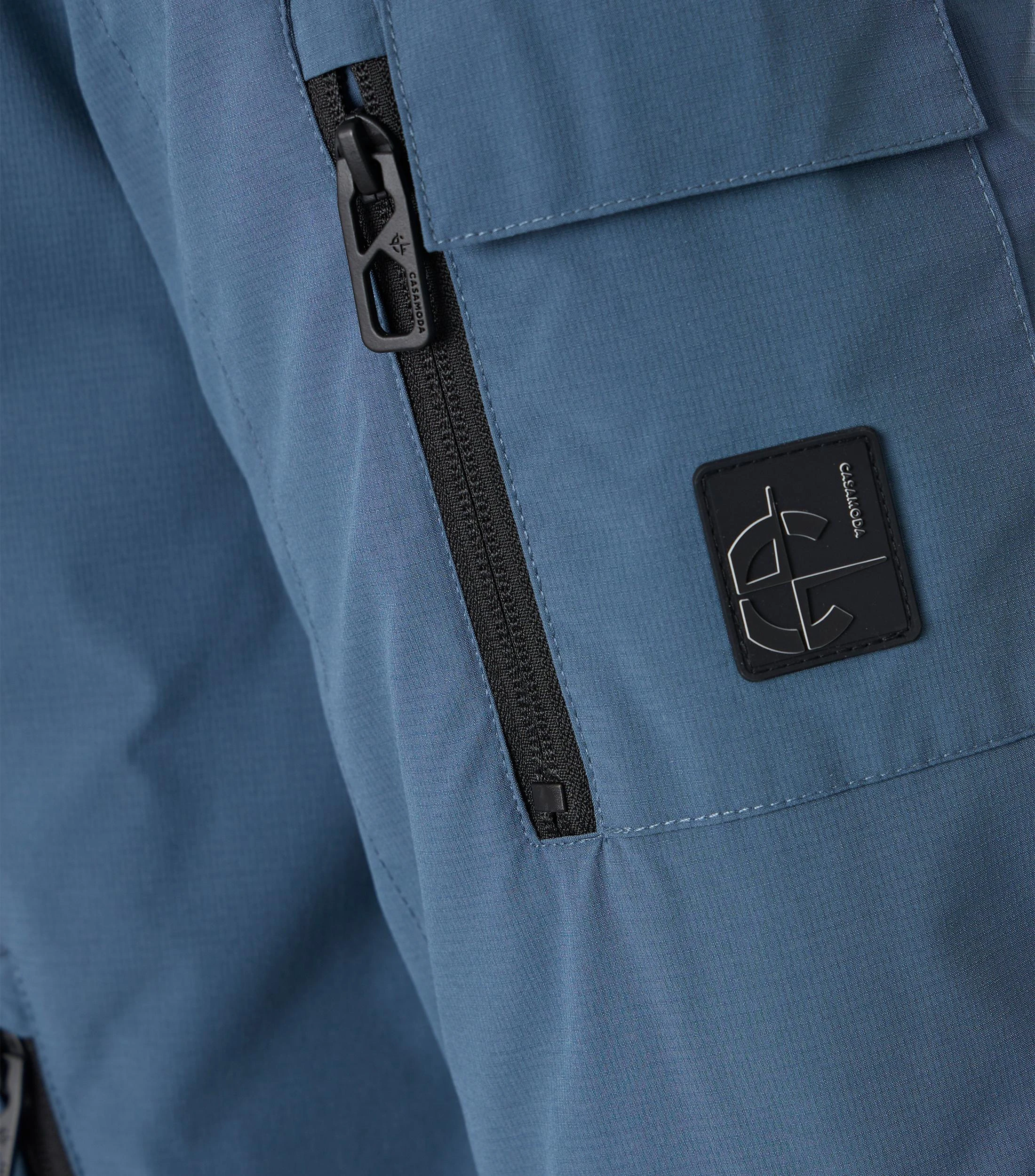Jacke im unifarbenen Design in der Farbe Blau