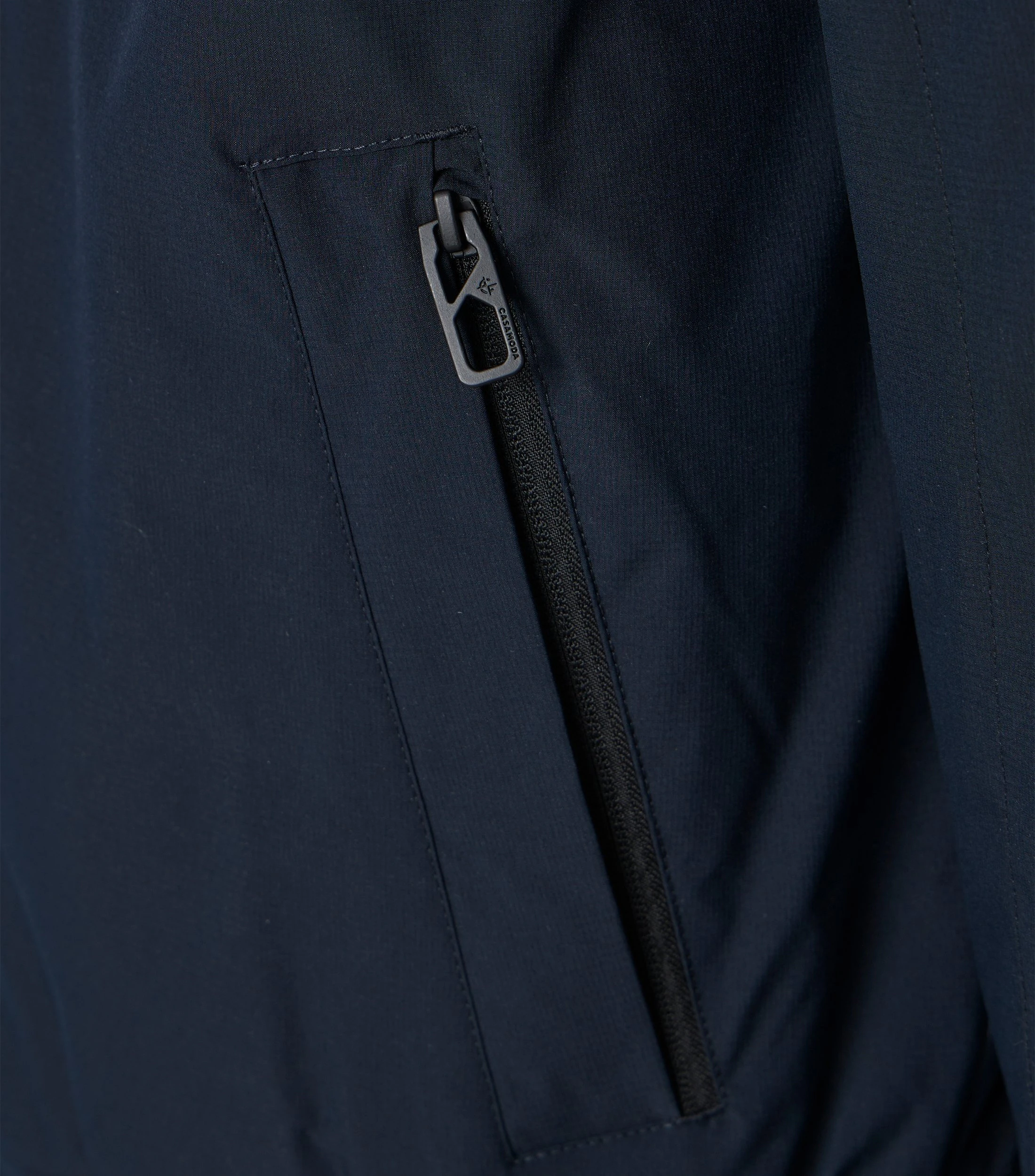 Jacke im unifarbenen Design in der Farbe Dunkelblau