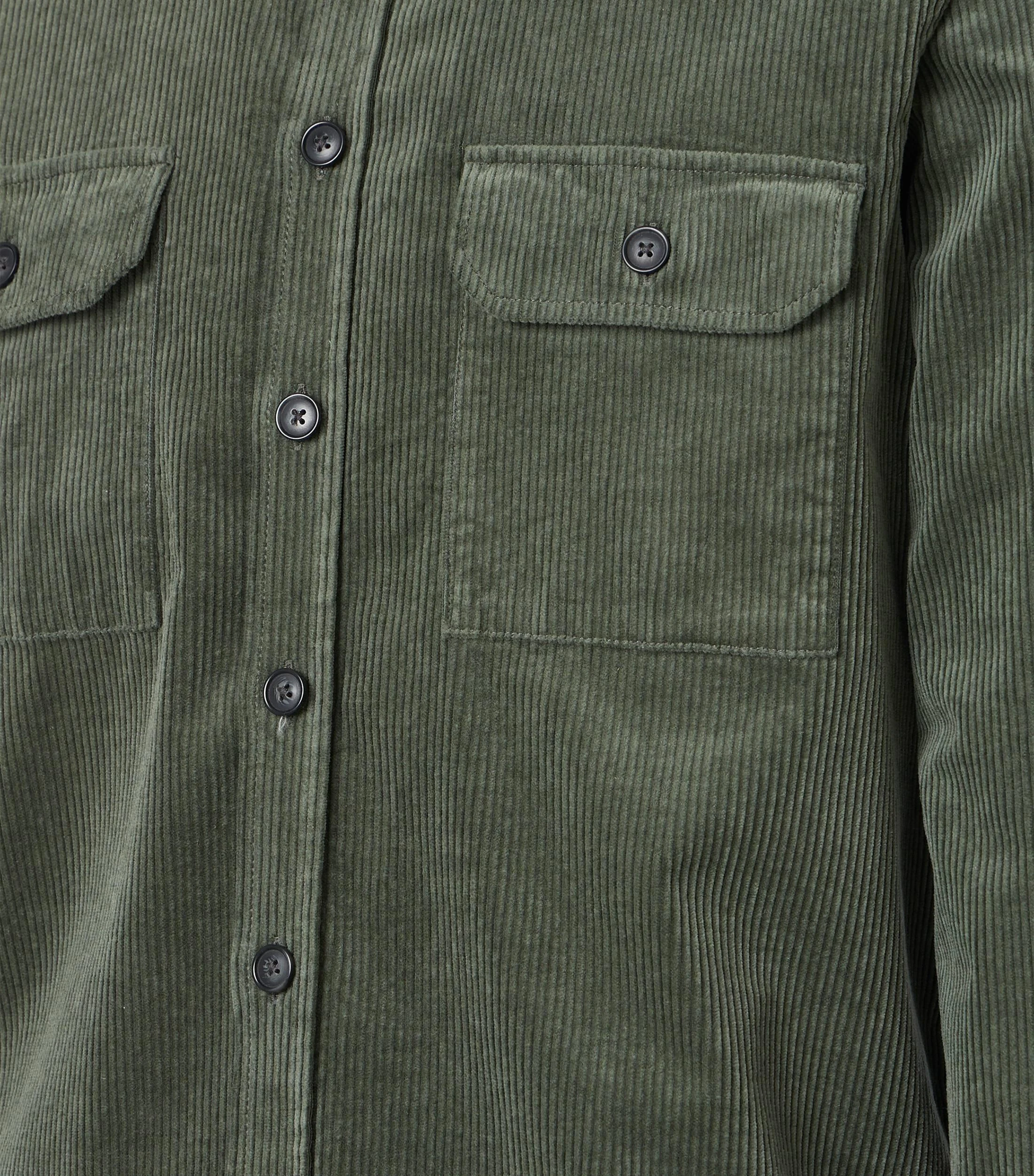 Hemdjacke im unifarbenen Design in der Farbe Grün