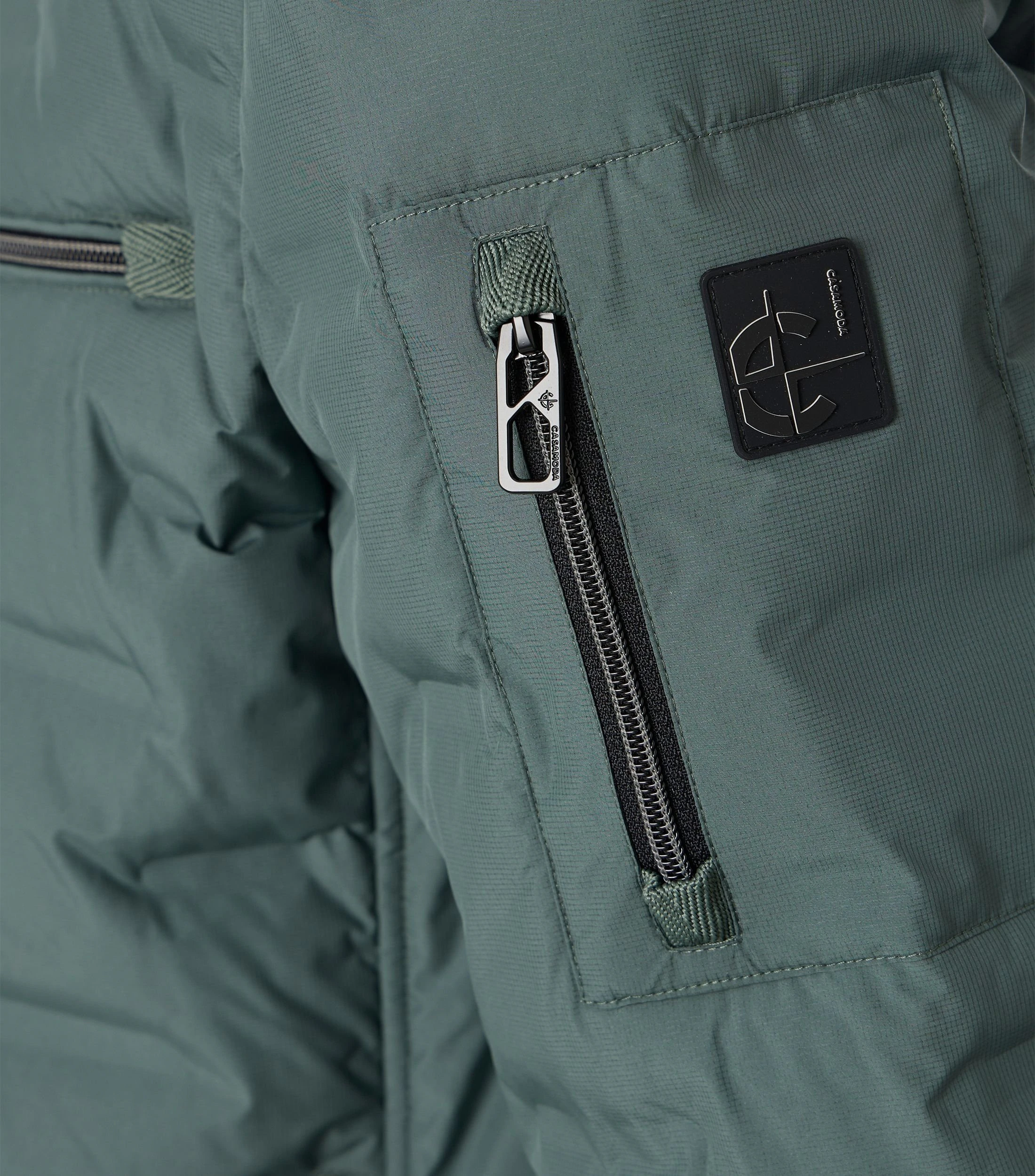 Jacke im unifarbenen Design in der Farbe Kiefergrün