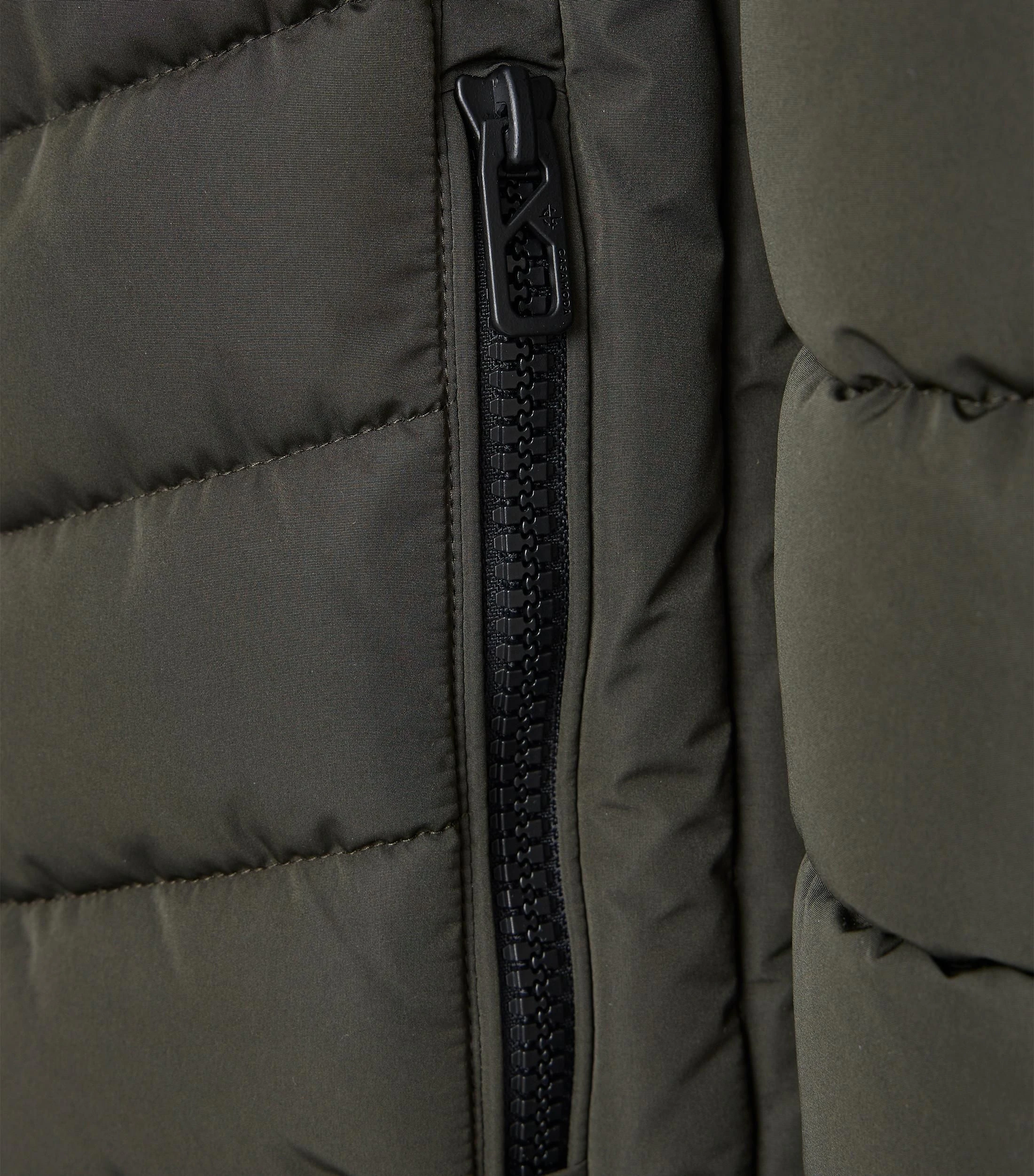Jacke im unifarbenen Design in der Farbe Dunkelgrün