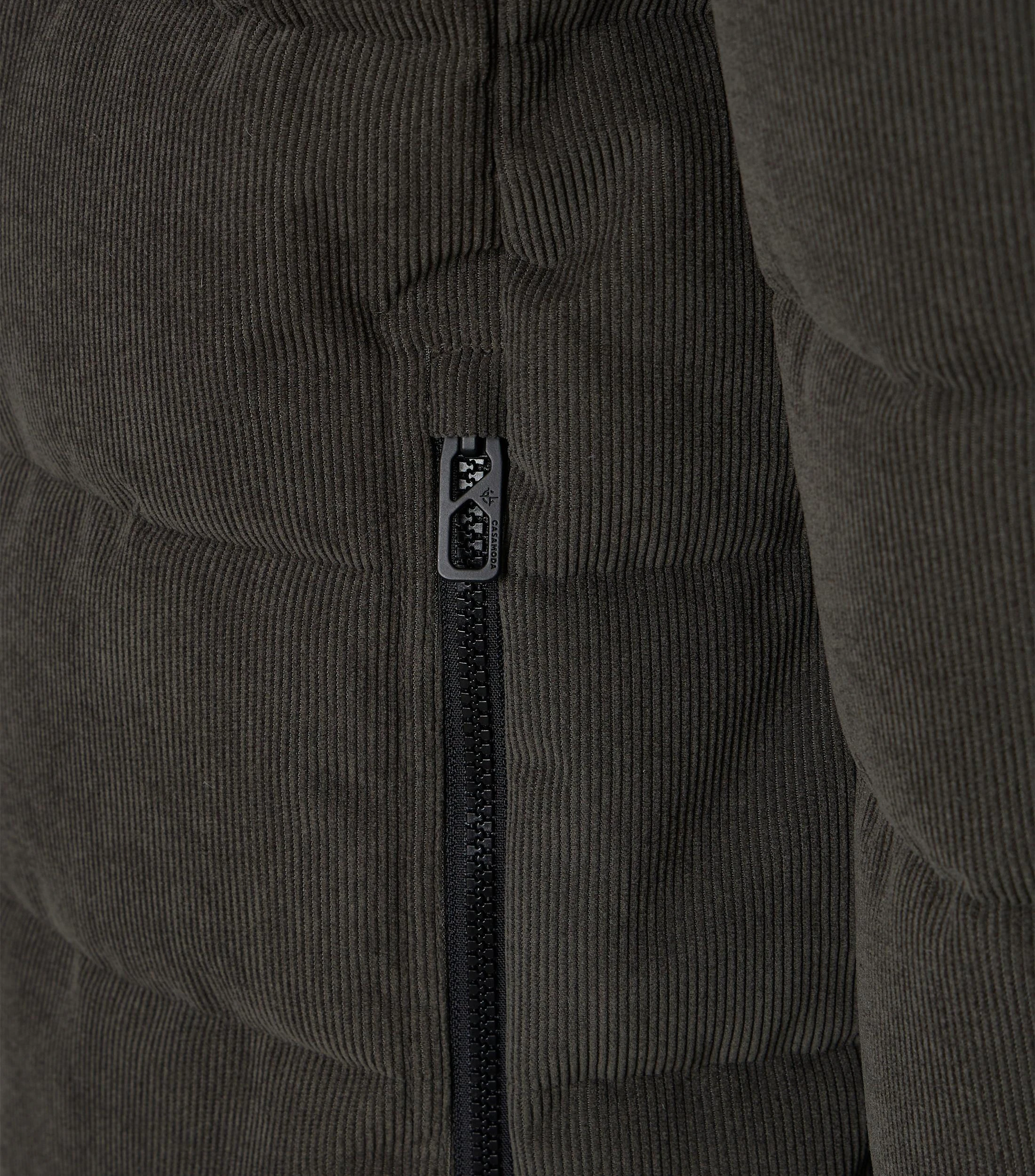 Jacke im unifarbenen Design in der Farbe Dunkelgrün