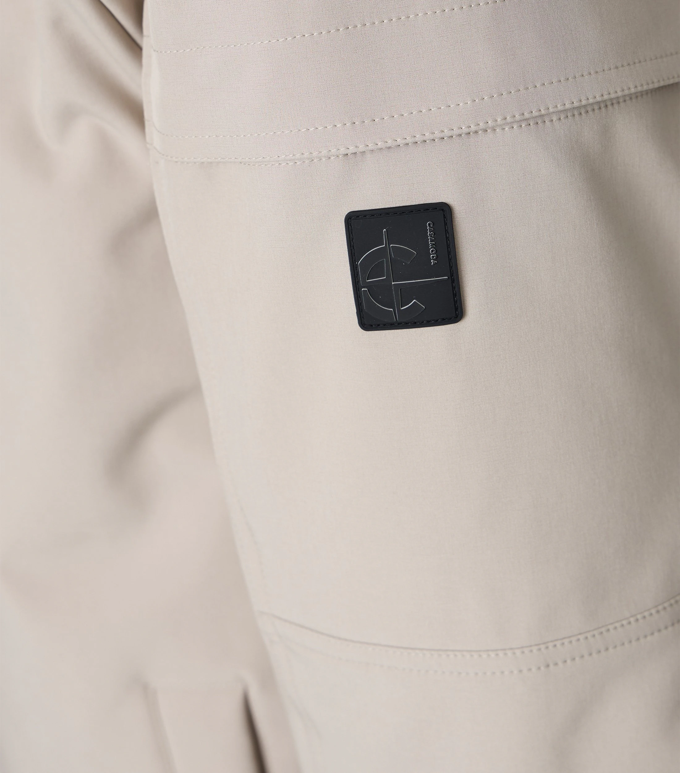 Jacke im unifarbenen Design in der Farbe Beige