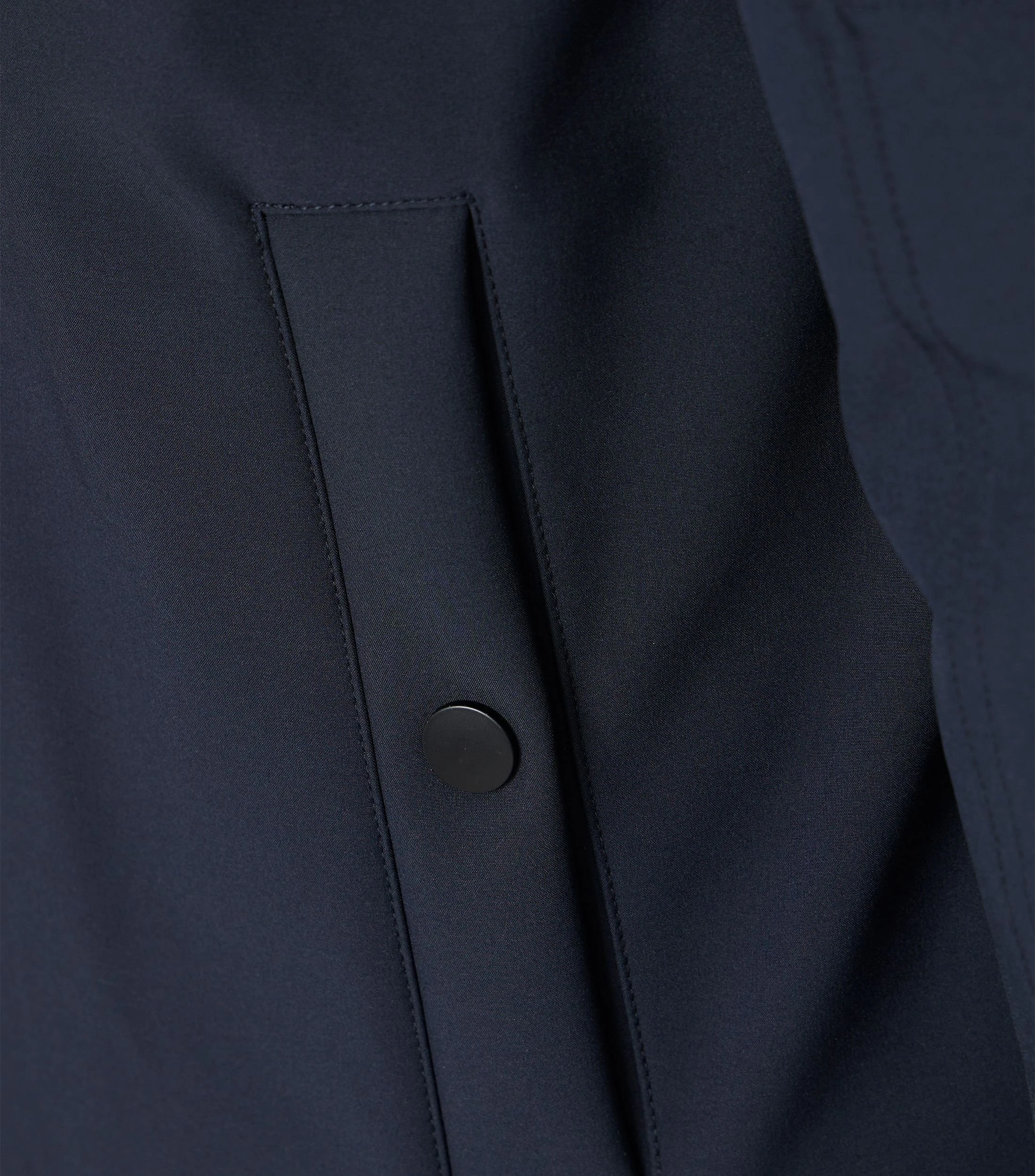 Jacke im unifarbenen Design in der Farbe Dunkelblau