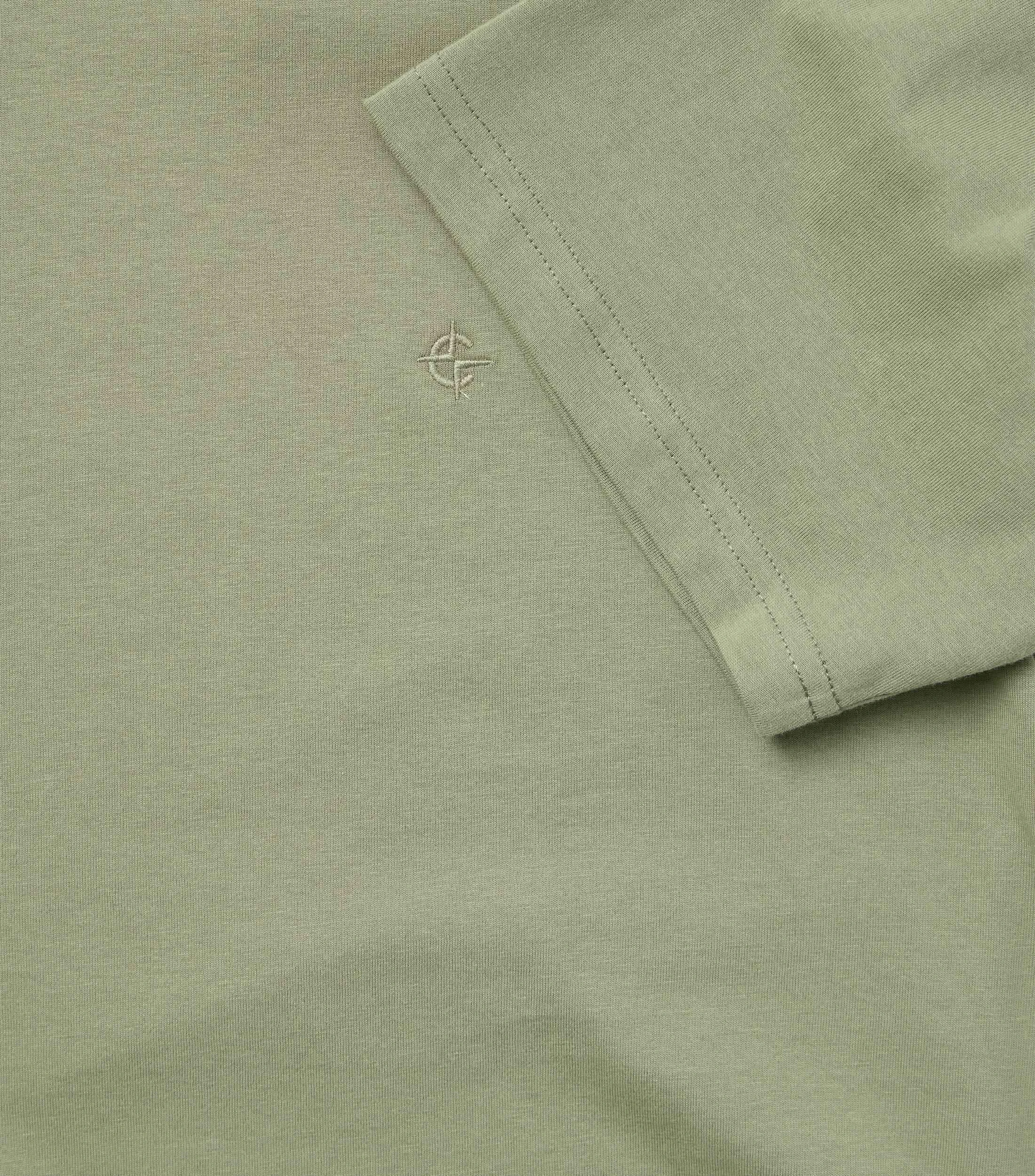 T-Shirt im unifarbenen Design in der Farbe Apfelgrün