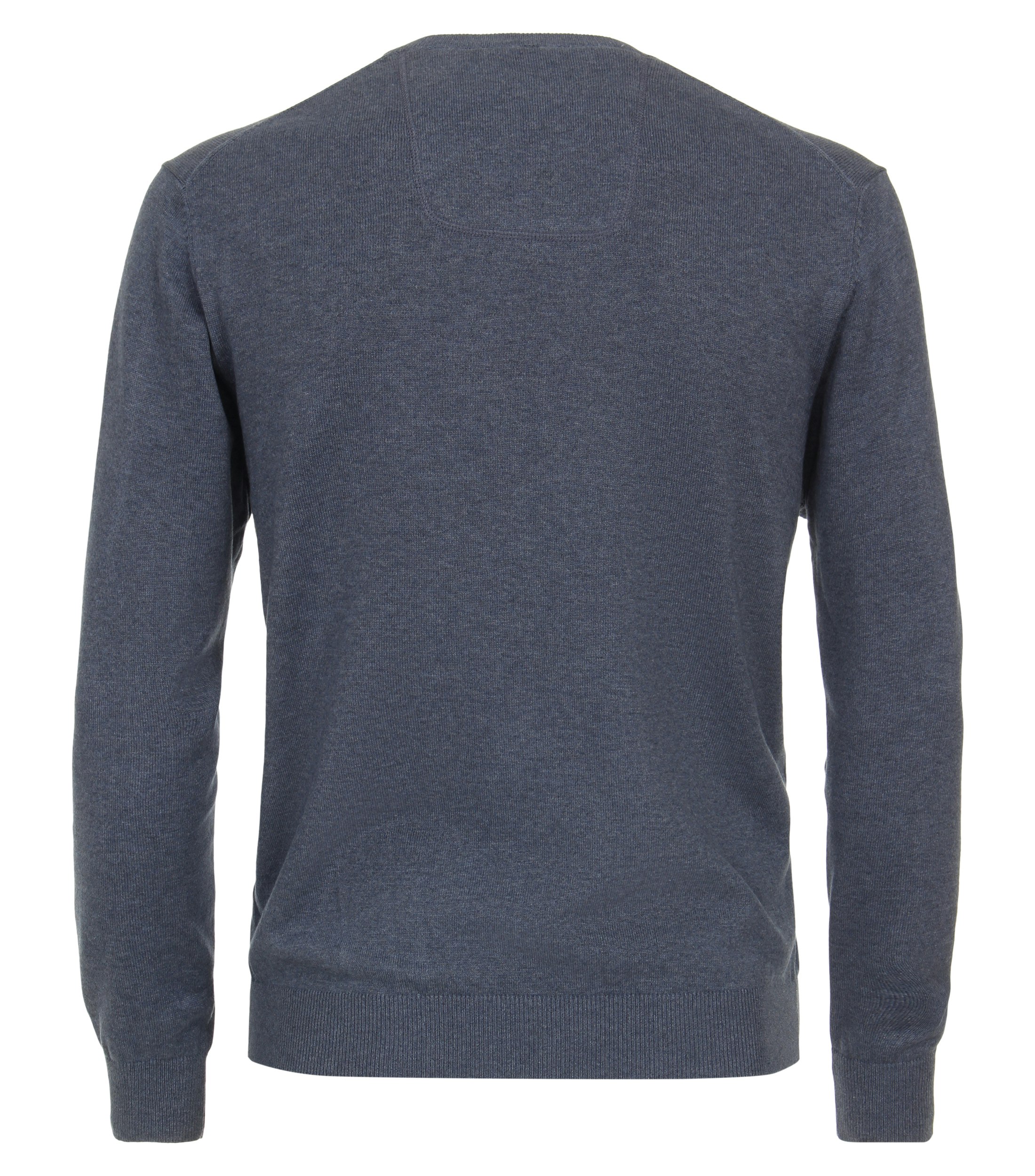 Das Model trägt ein Pullover im uni Muster in der Farbe graues Mittelblau