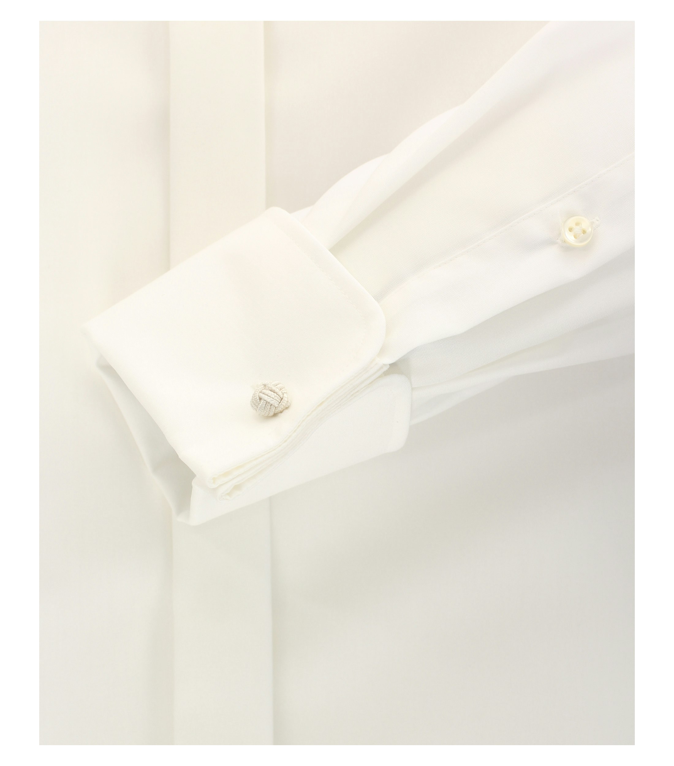 Ein Businesshemd im uni Muster in der Farbe Champagner