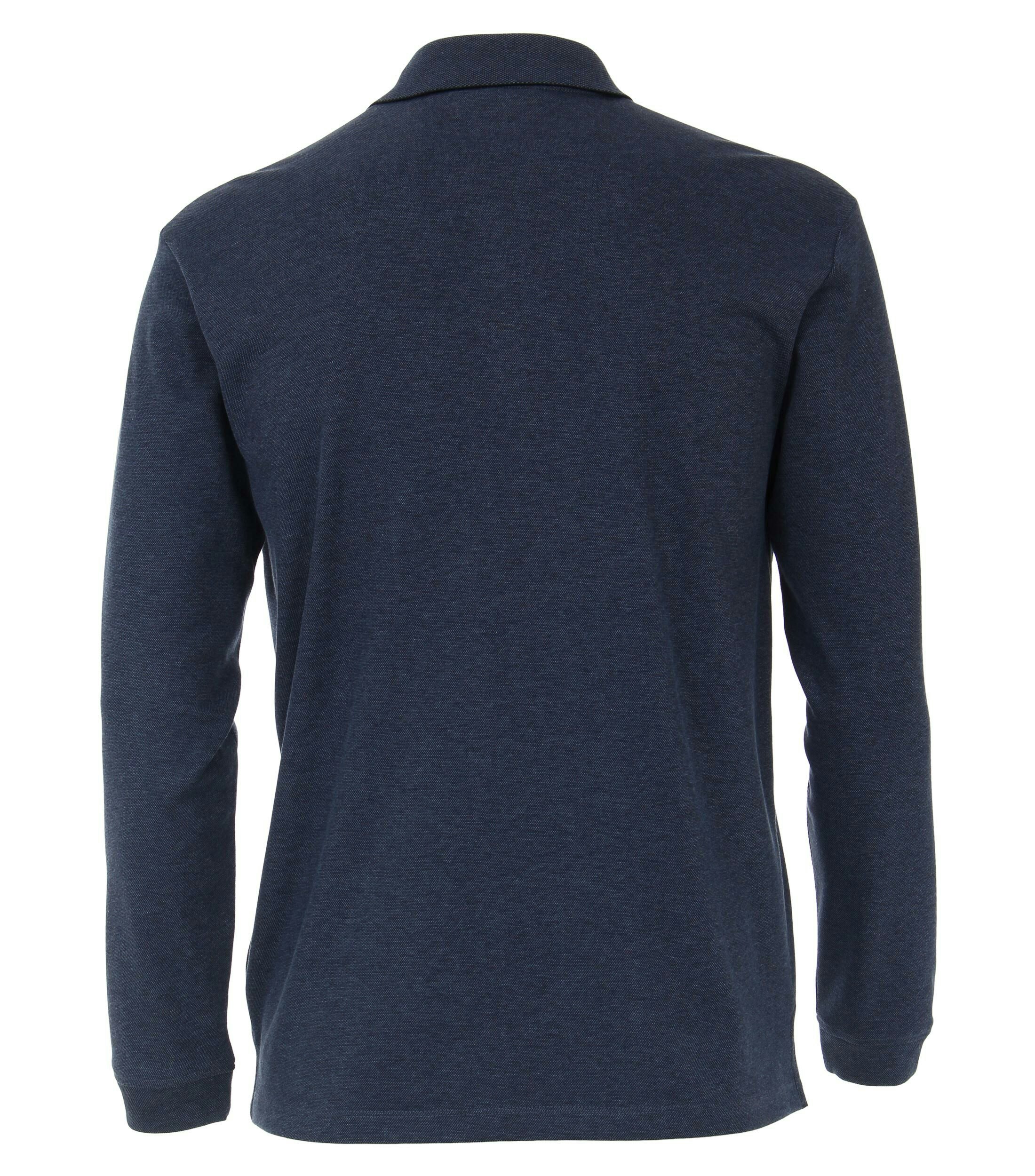 Das Model trägt ein PoloShirt im gestreift Muster in der Farbe mittleres Dunkelblau