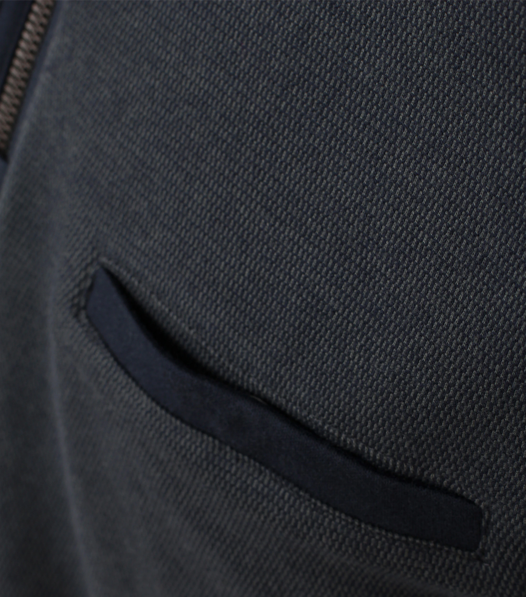 Sweattroyer im unifarbenen Design in der Farbe Olive