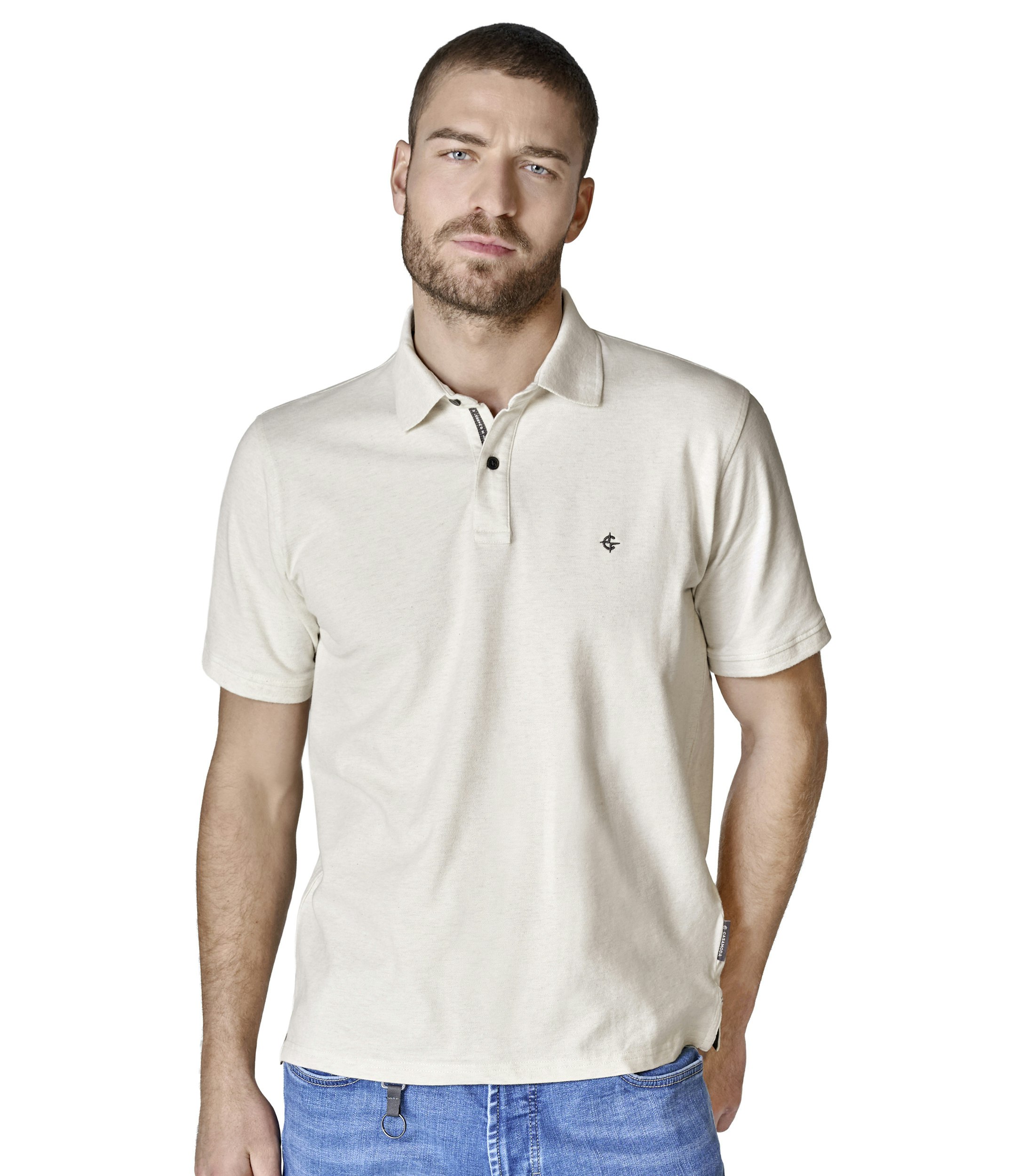 Ein Polo-Shirt im uni Muster in der Farbe Ivory