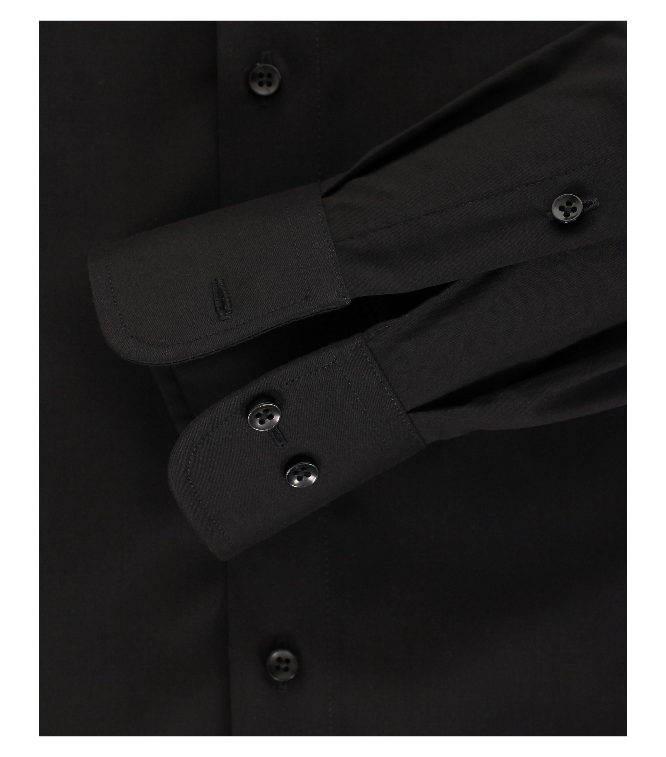 Ein Businesshemd im uni Muster in der Farbe Schwarz