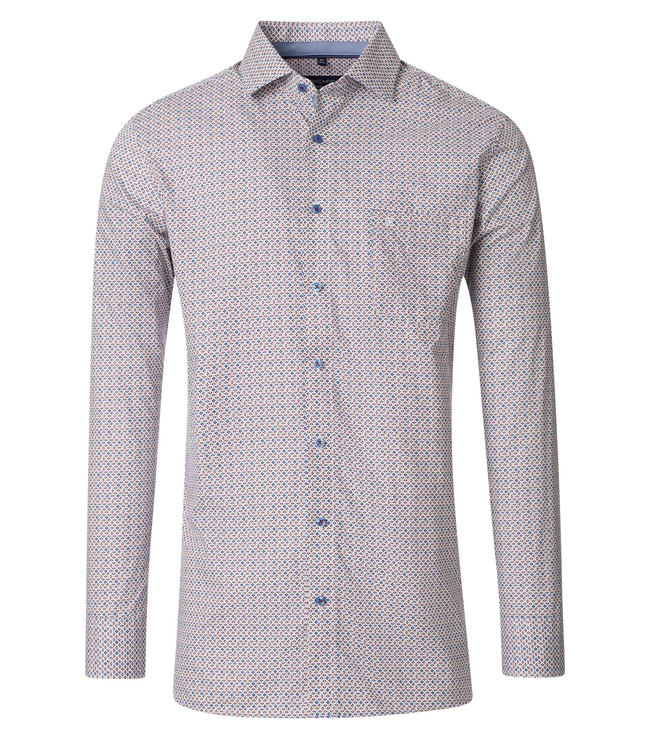 Das Model trägt ein Businesshemd im Print Muster in der Farbe Beige