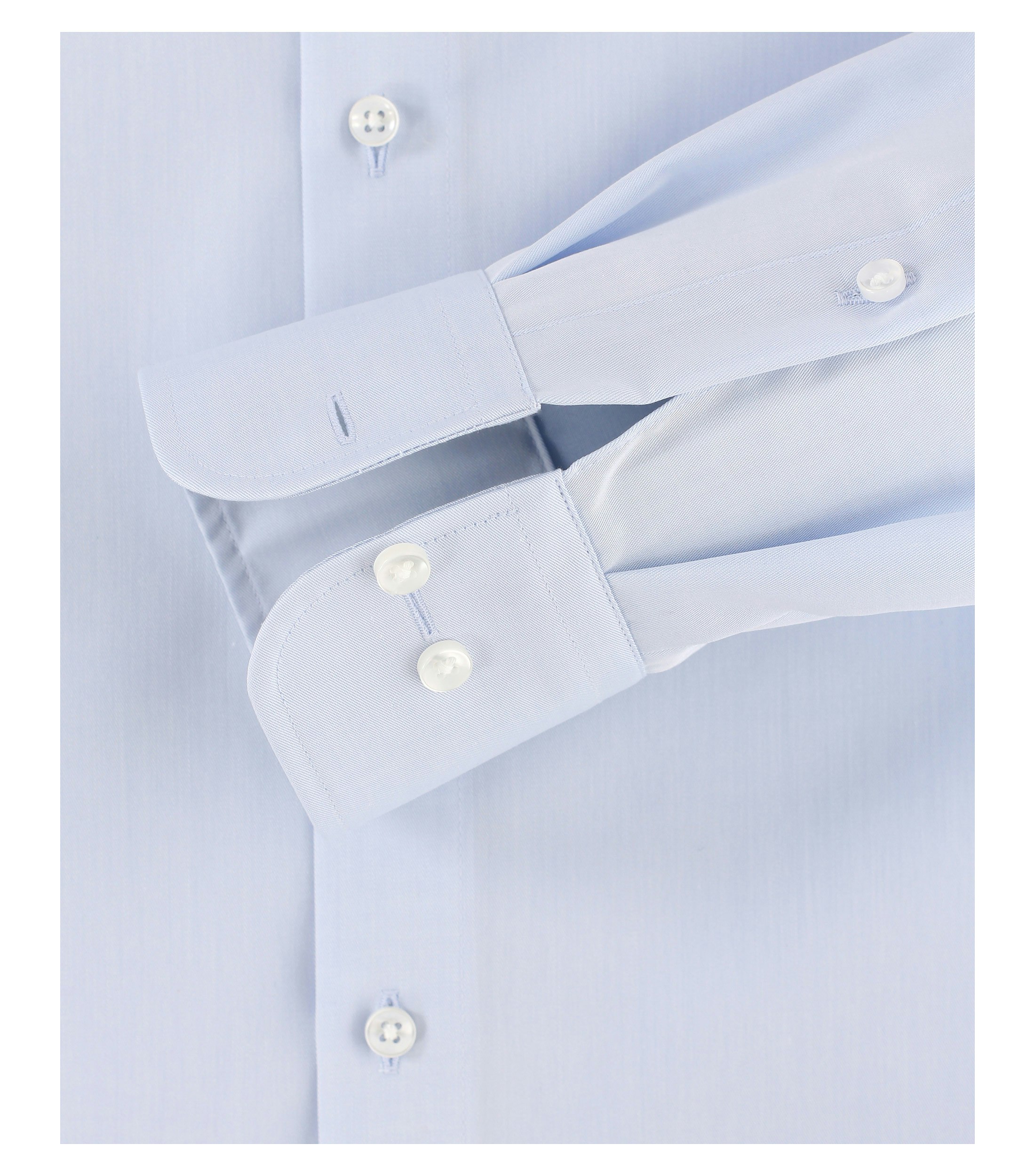 Ein Businesshemd im uni Muster in der Farbe Hellblau